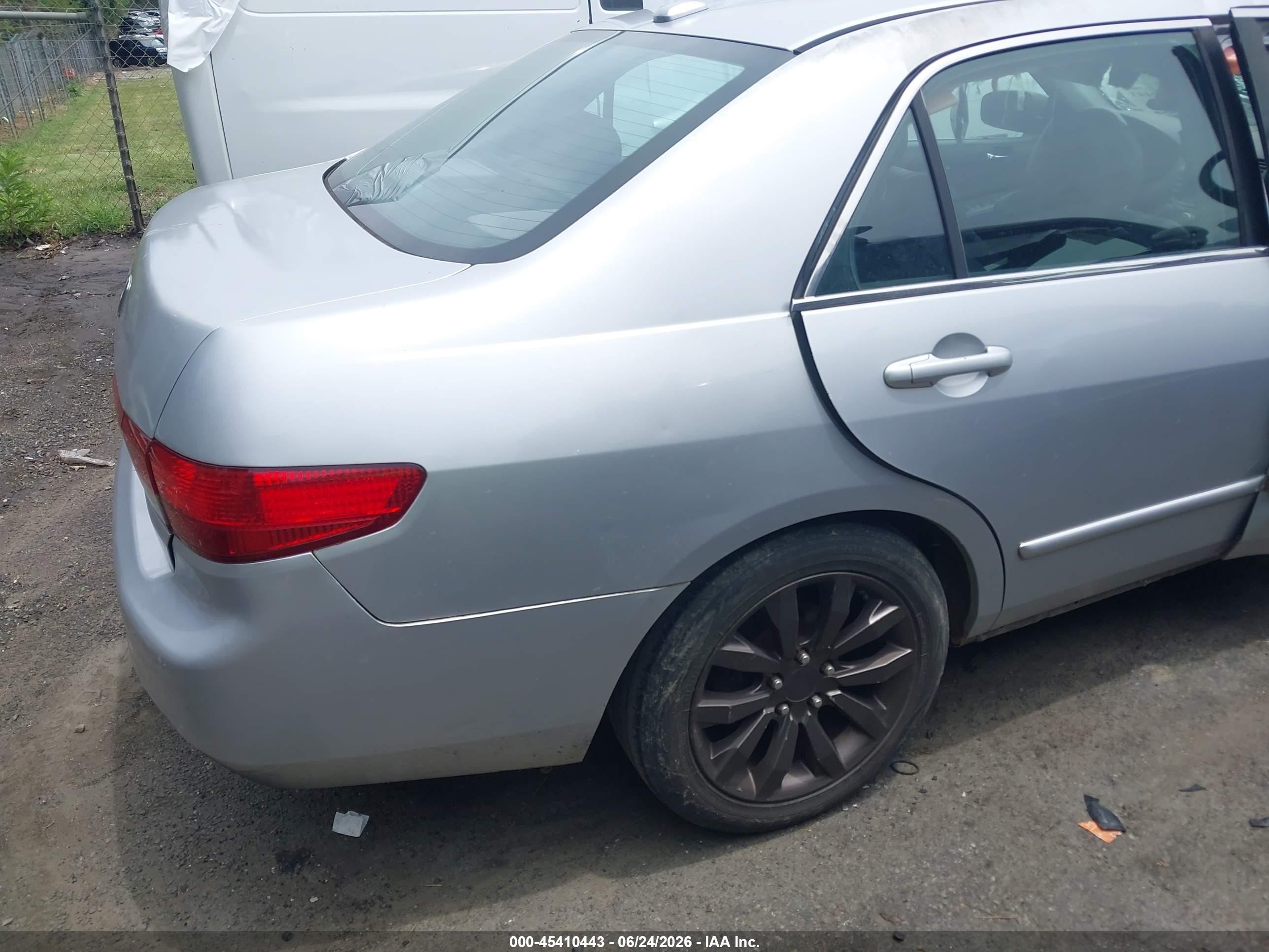2005 Honda Accord 3.0 Ex Silver vin: 1HGCM66575A033135