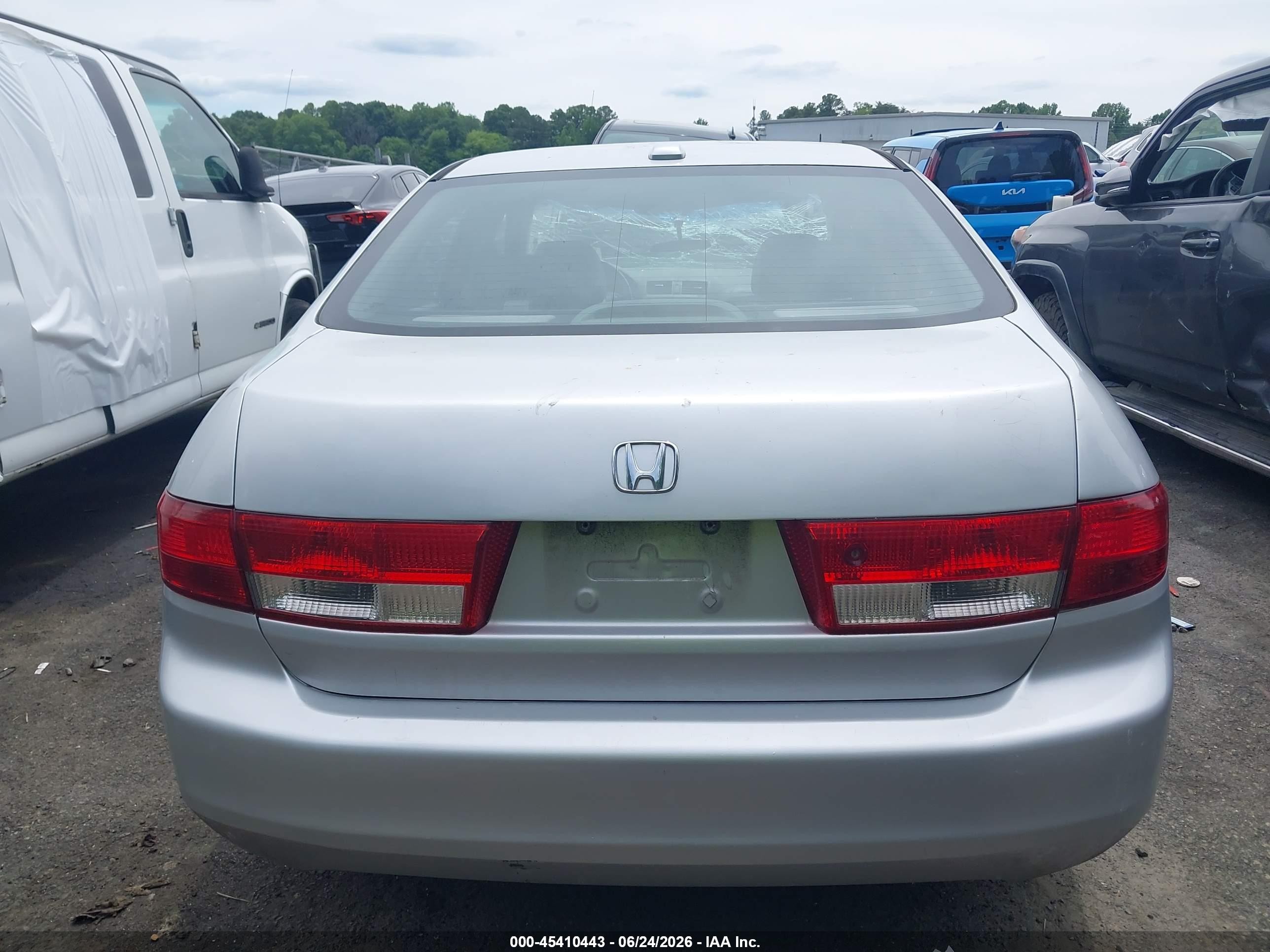 2005 Honda Accord 3.0 Ex Silver vin: 1HGCM66575A033135
