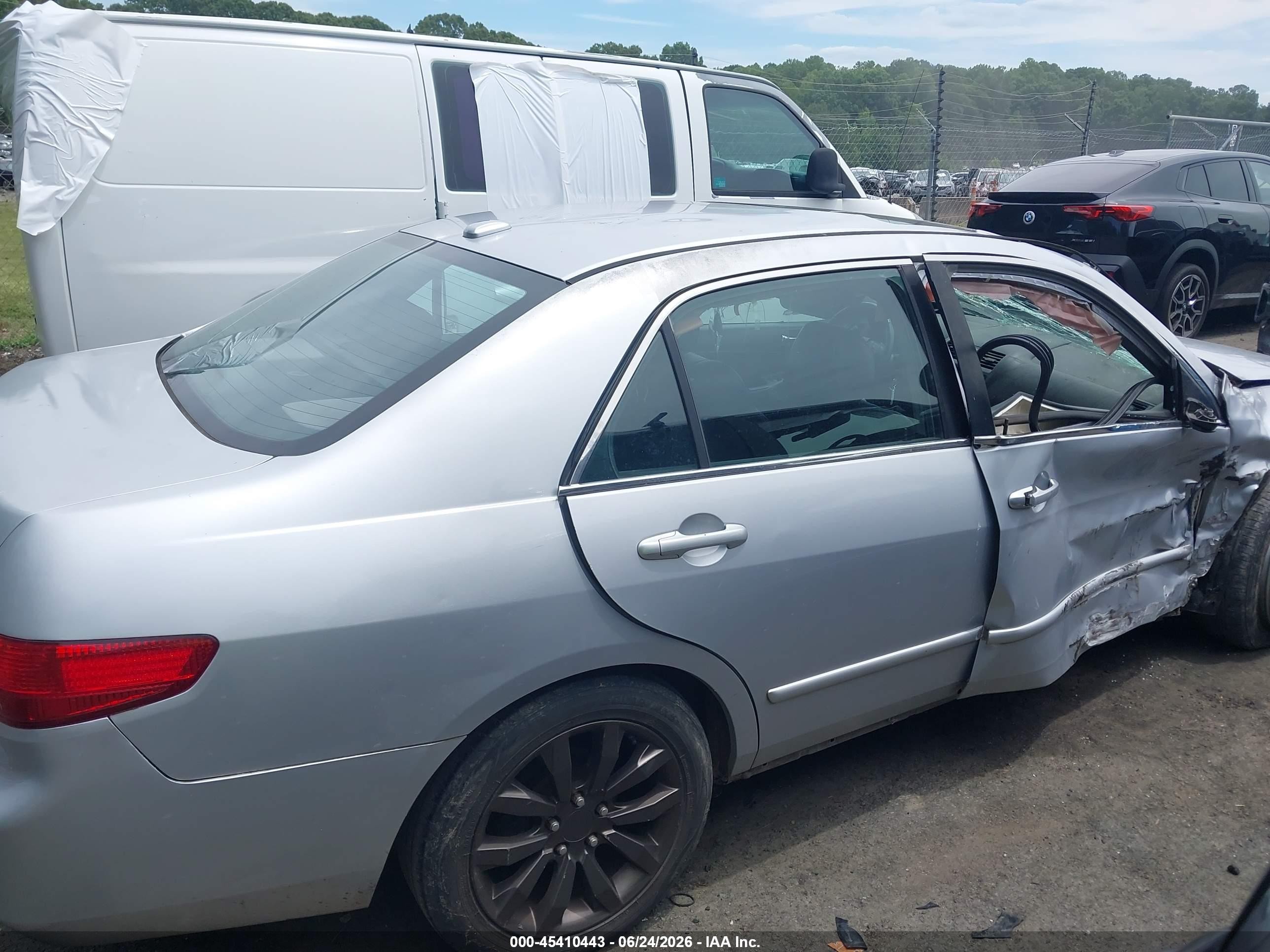 2005 Honda Accord 3.0 Ex Silver vin: 1HGCM66575A033135