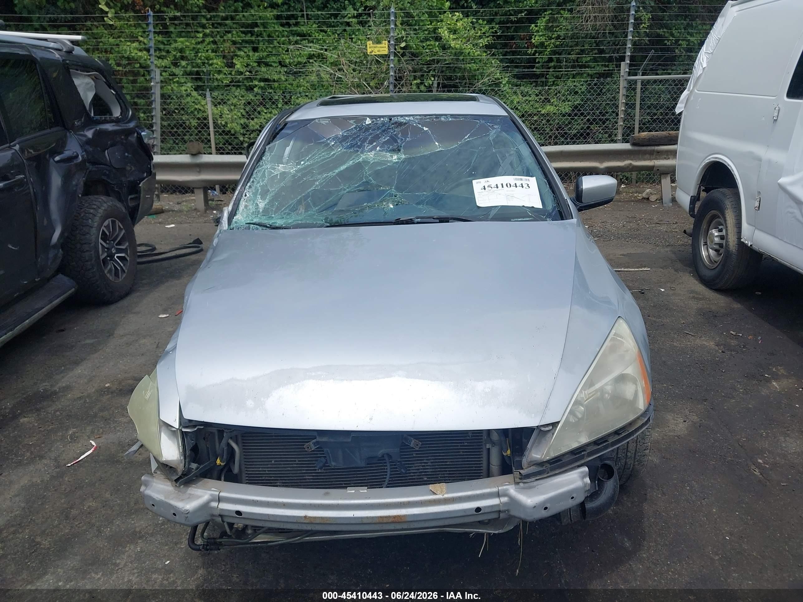 2005 Honda Accord 3.0 Ex Silver vin: 1HGCM66575A033135