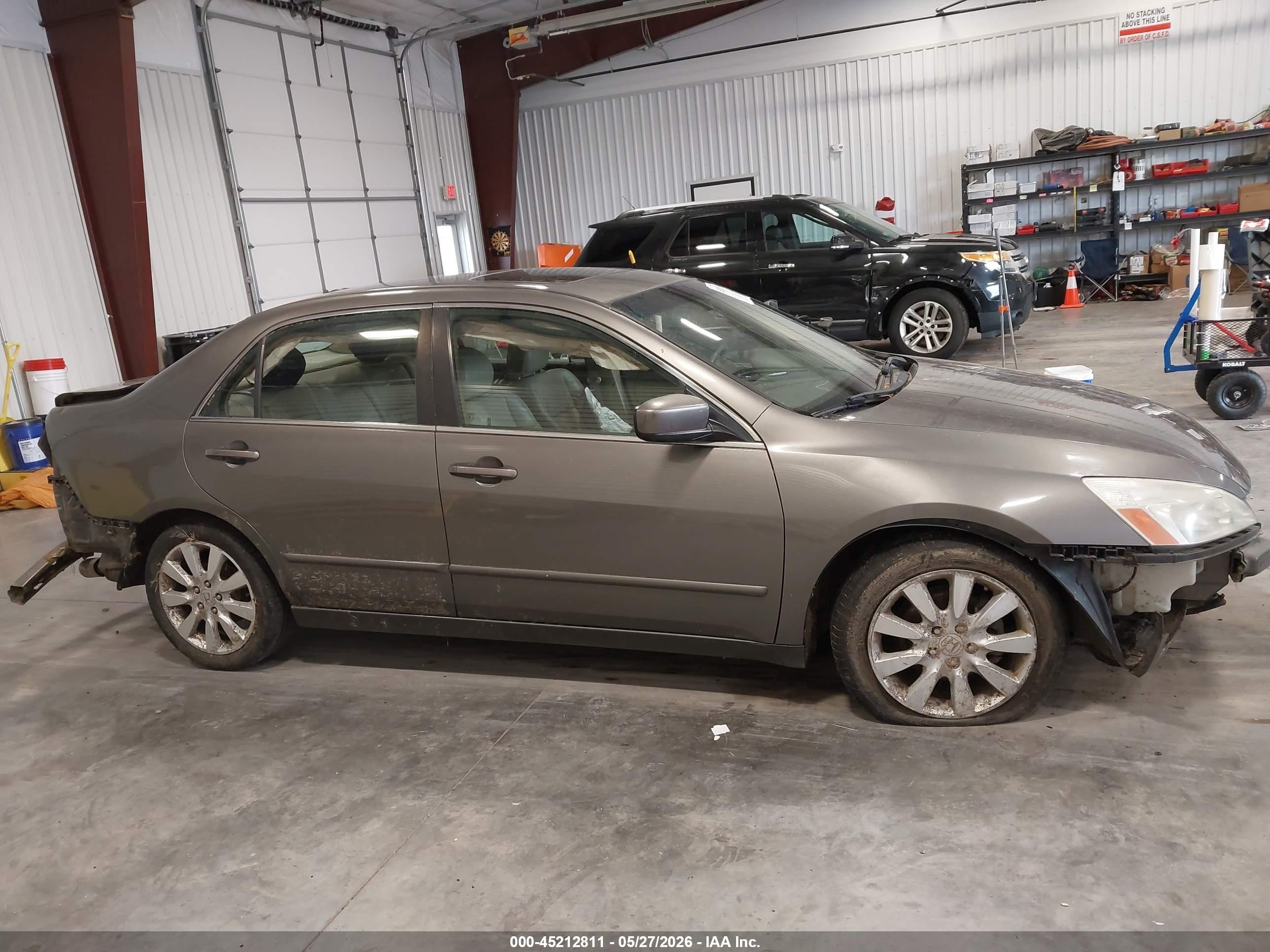 2006 Honda Accord 3.0 Ex Gray vin: 1HGCM66576A044007