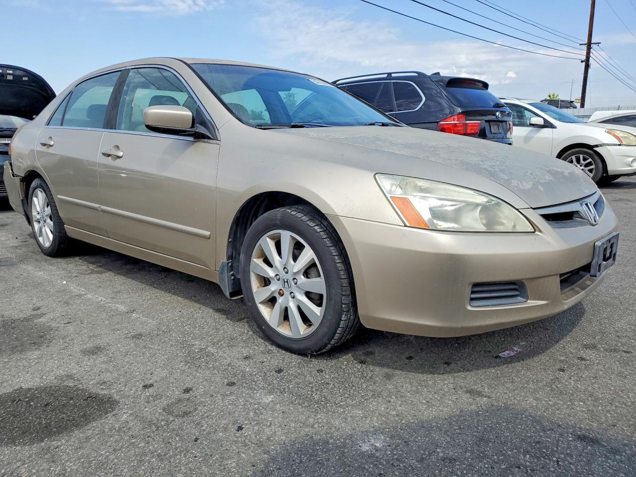 2007 Honda Accord Ex Золотой vin: 1HGCM66577A011557