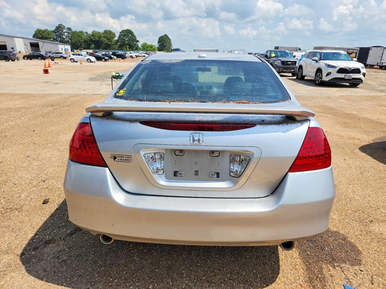 2007 Honda Accord Silver vin: 1HGCM66577A078773