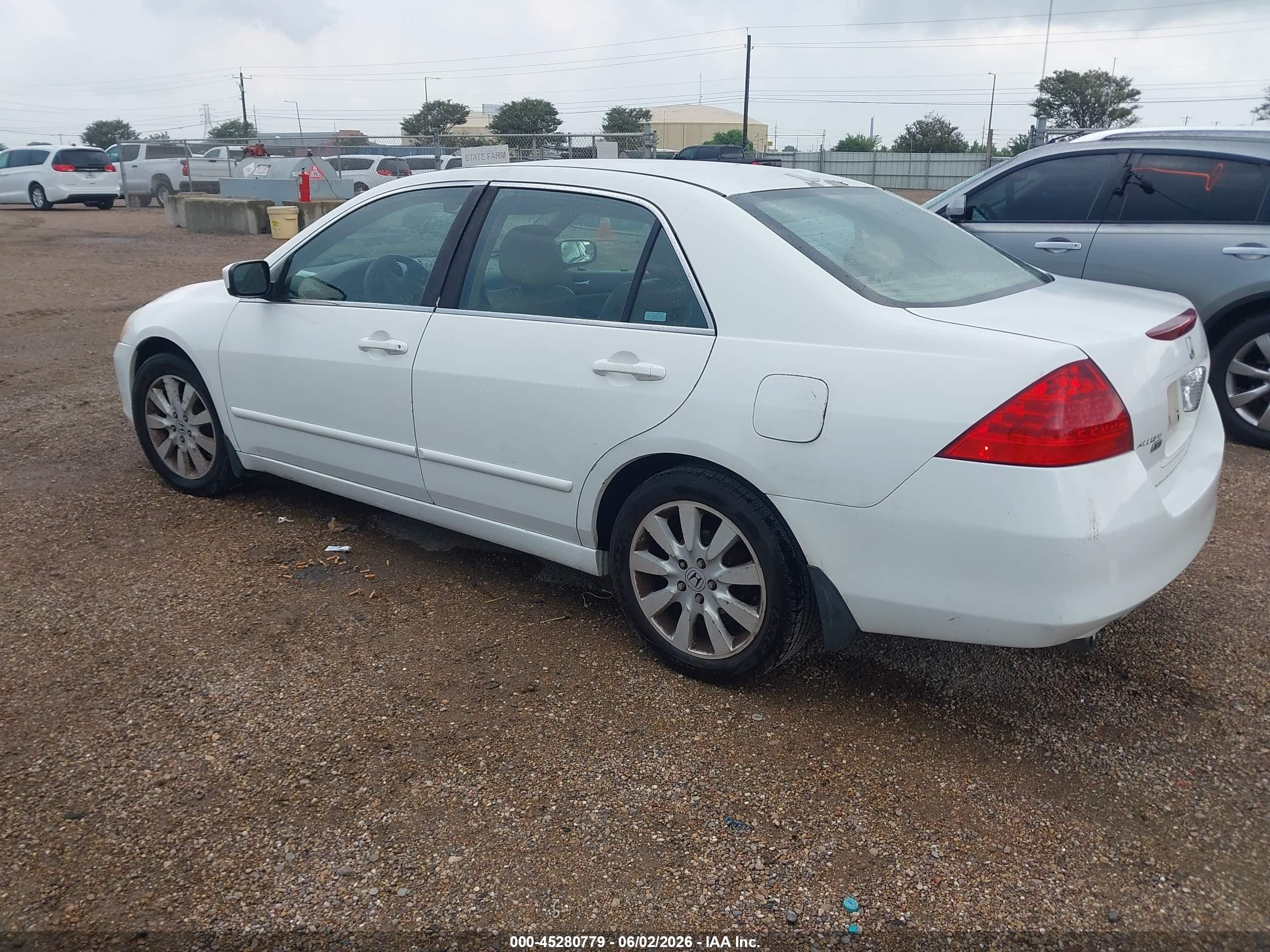 2007 Honda Accord 3.0 Ex Белый vin: 1HGCM66577A101677