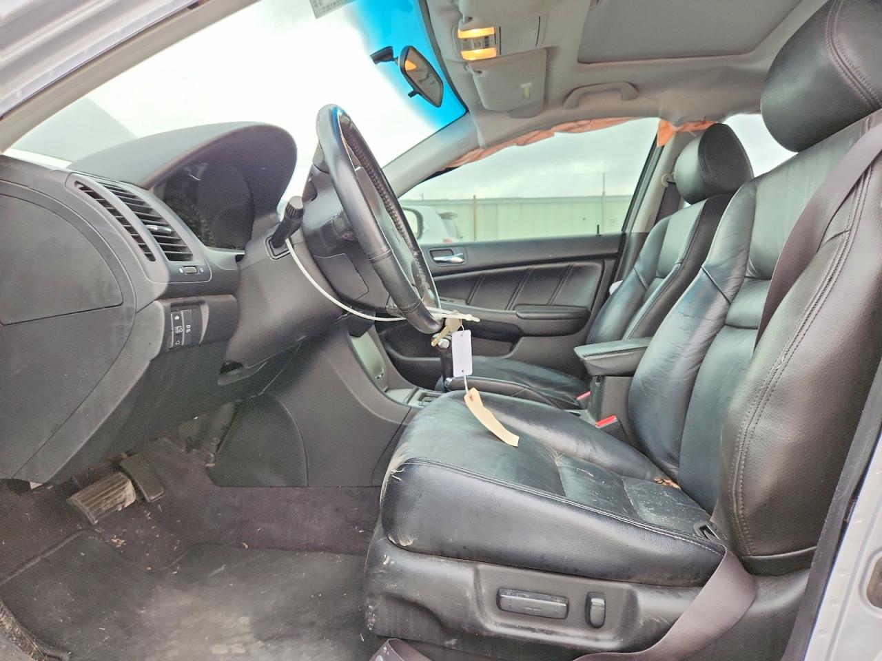 2004 Honda Accord Ex Silver vin: 1HGCM66584A097781