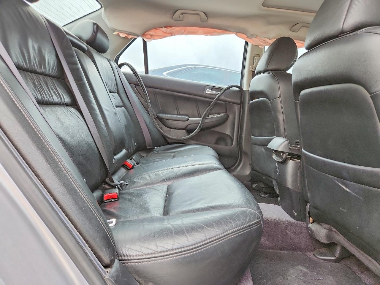 2004 Honda Accord Ex Silver vin: 1HGCM66584A097781