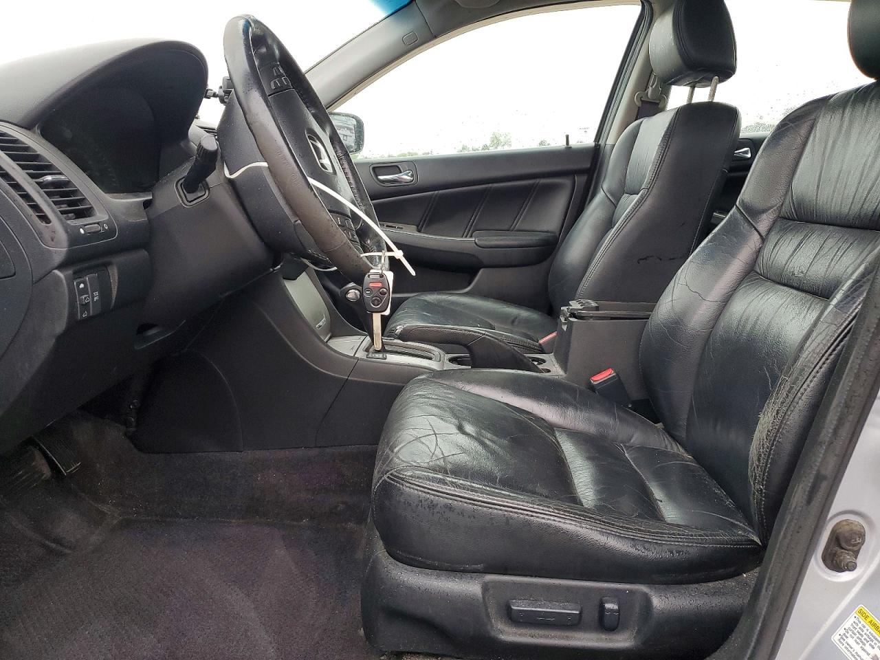 2005 Honda Accord Ex Silver vin: 1HGCM66585A010561