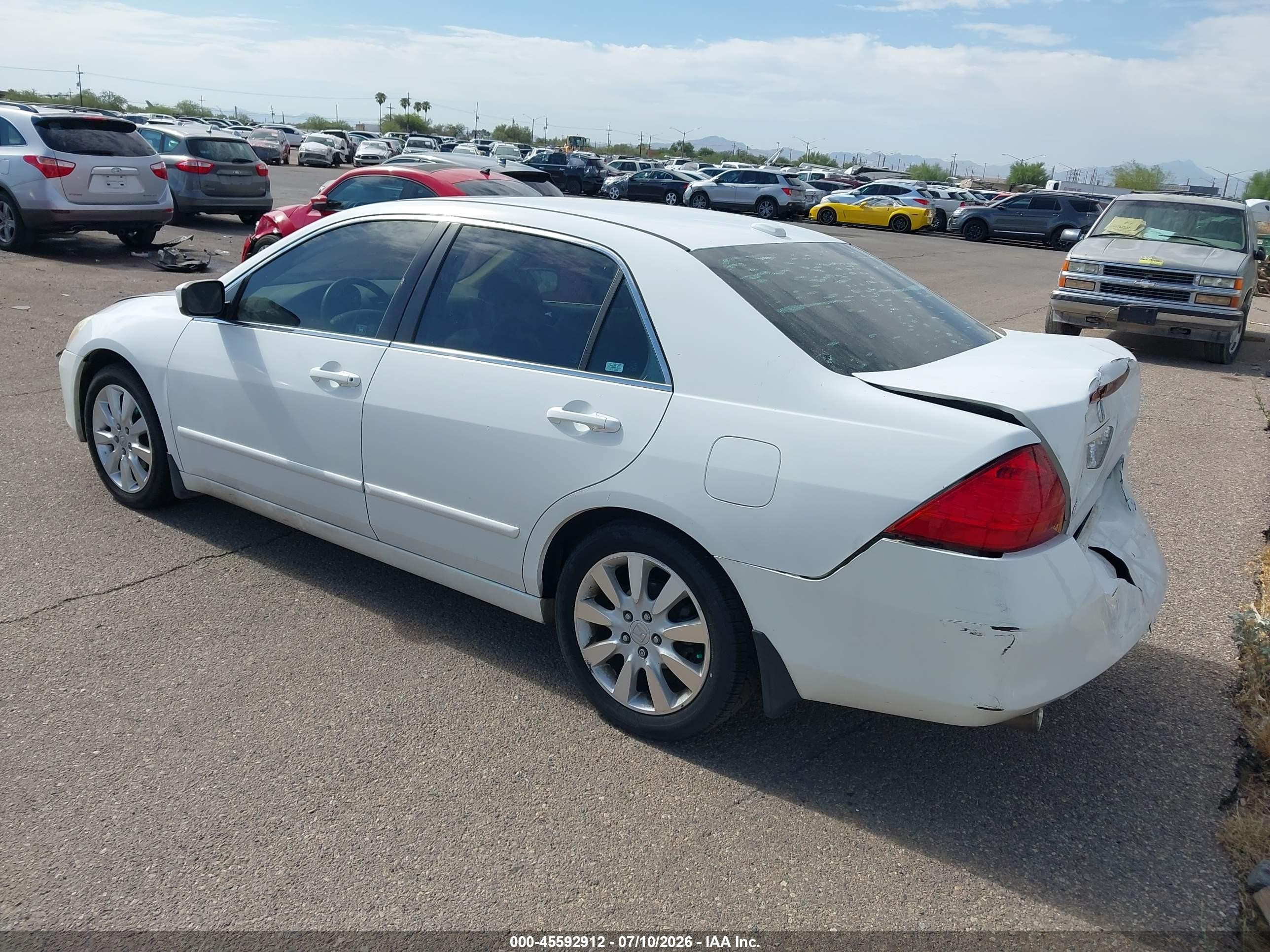 2006 Honda Accord 3.0 Ex White vin: 1HGCM66586A047093