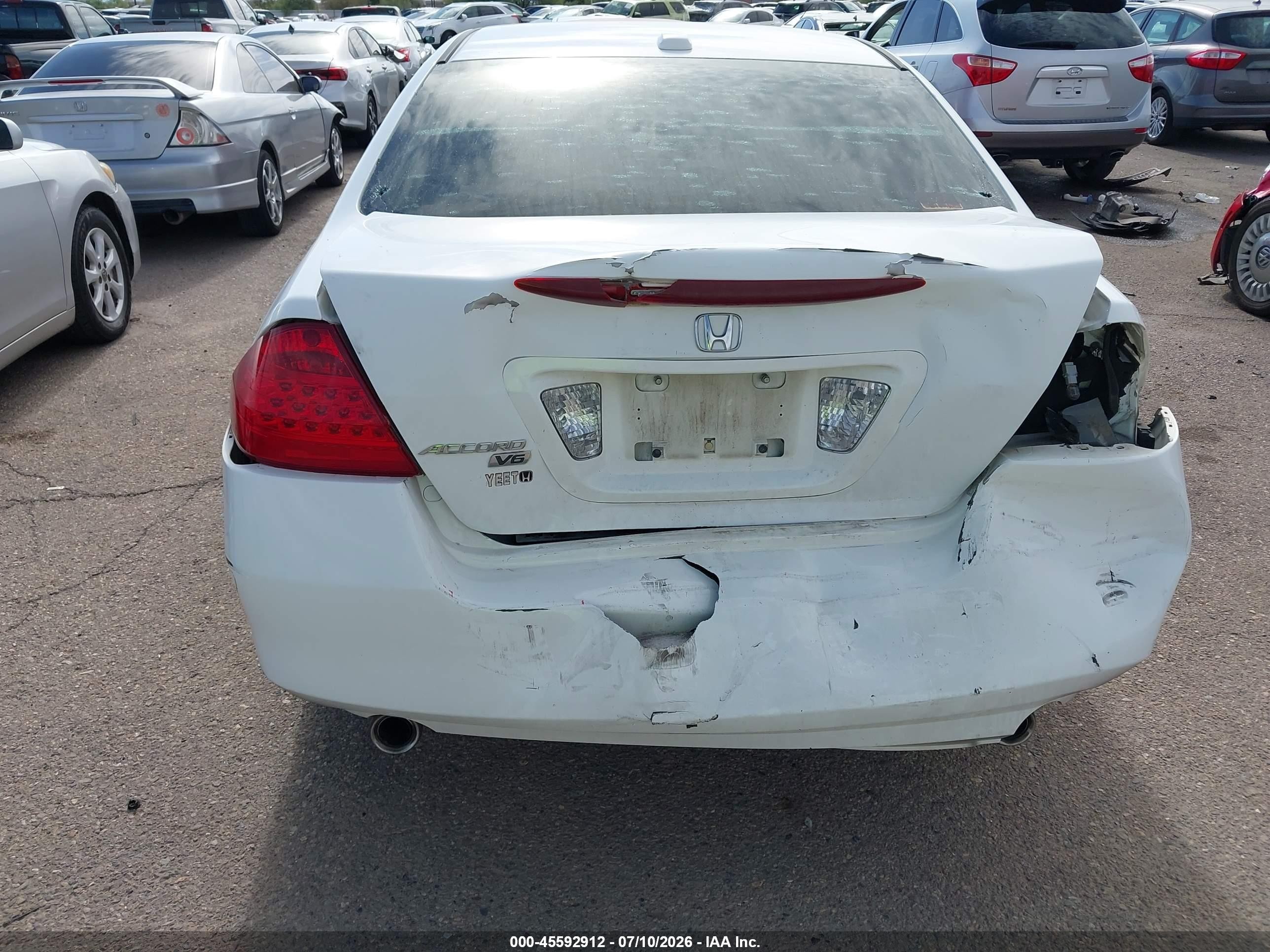 2006 Honda Accord 3.0 Ex White vin: 1HGCM66586A047093