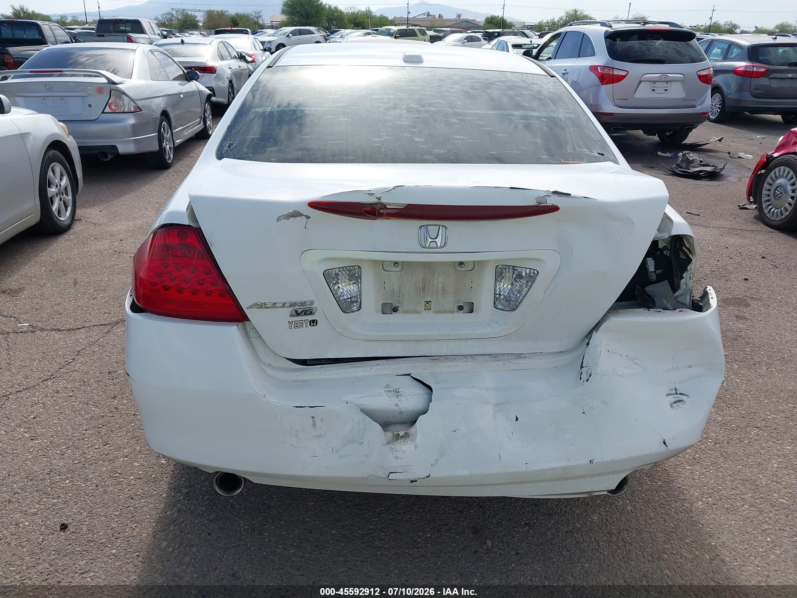2006 Honda Accord 3.0 Ex White vin: 1HGCM66586A047093