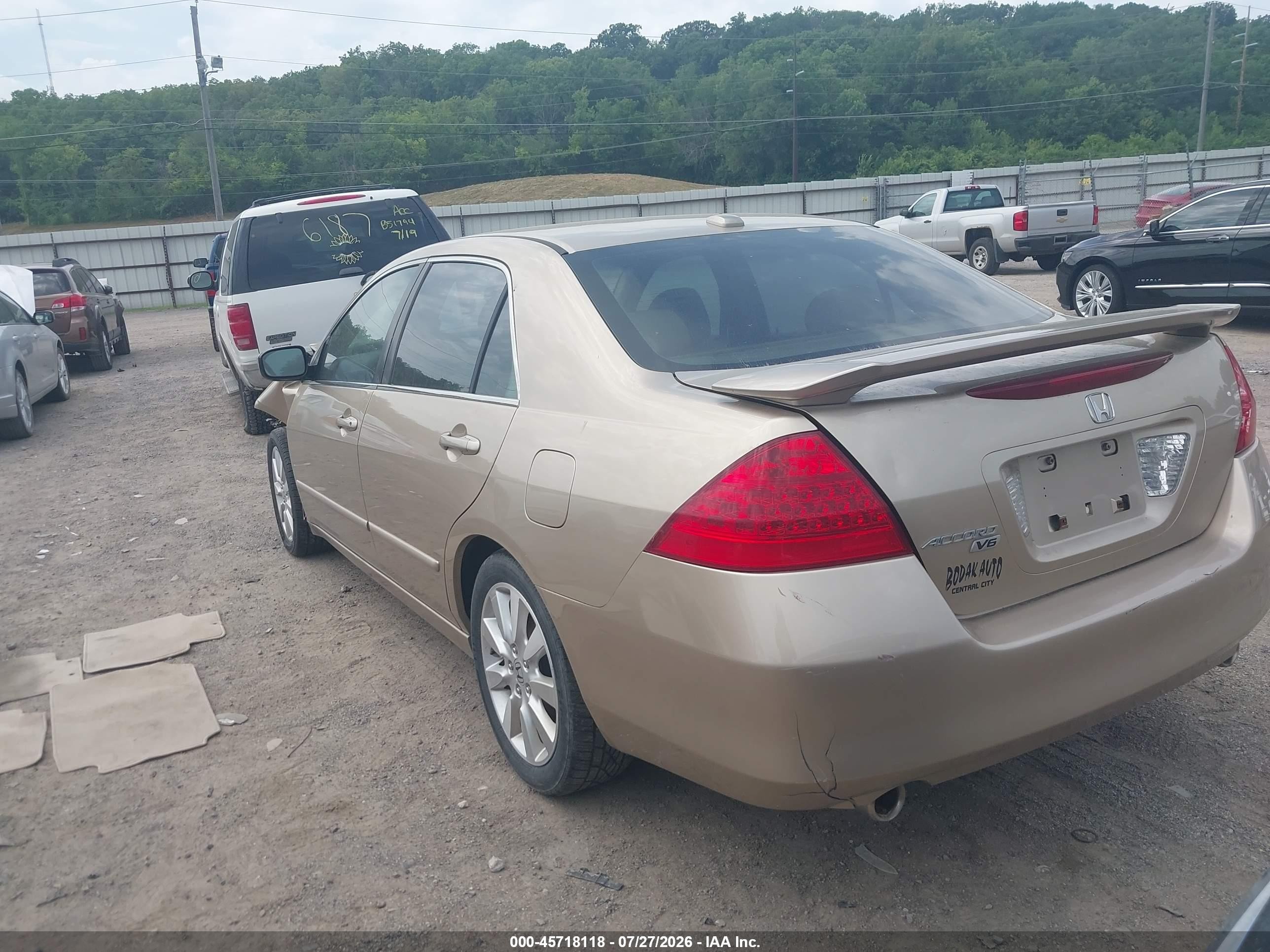 2007 Honda Accord 3.0 Ex Золотой vin: 1HGCM66587A046530