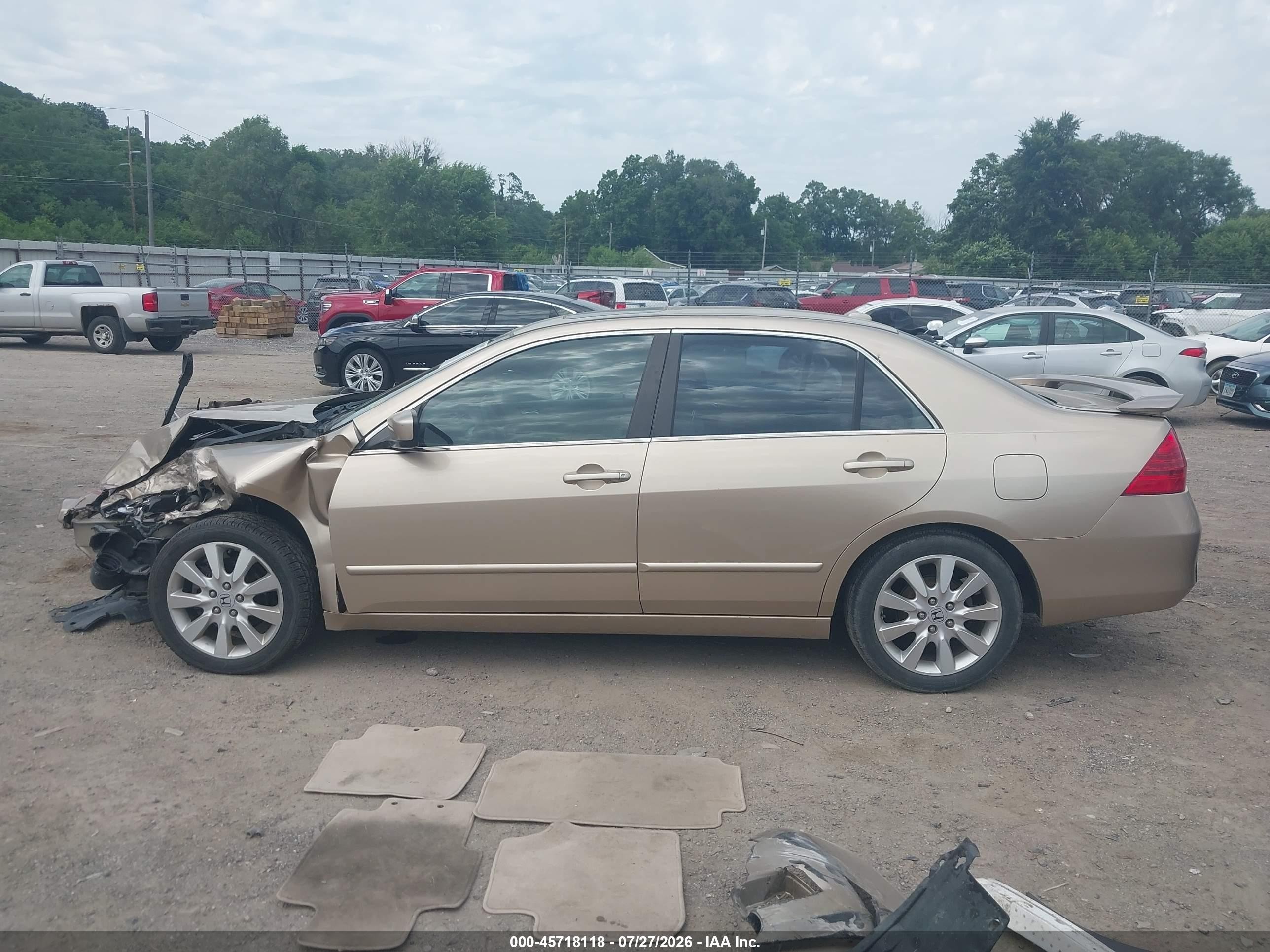 2007 Honda Accord 3.0 Ex Золотой vin: 1HGCM66587A046530