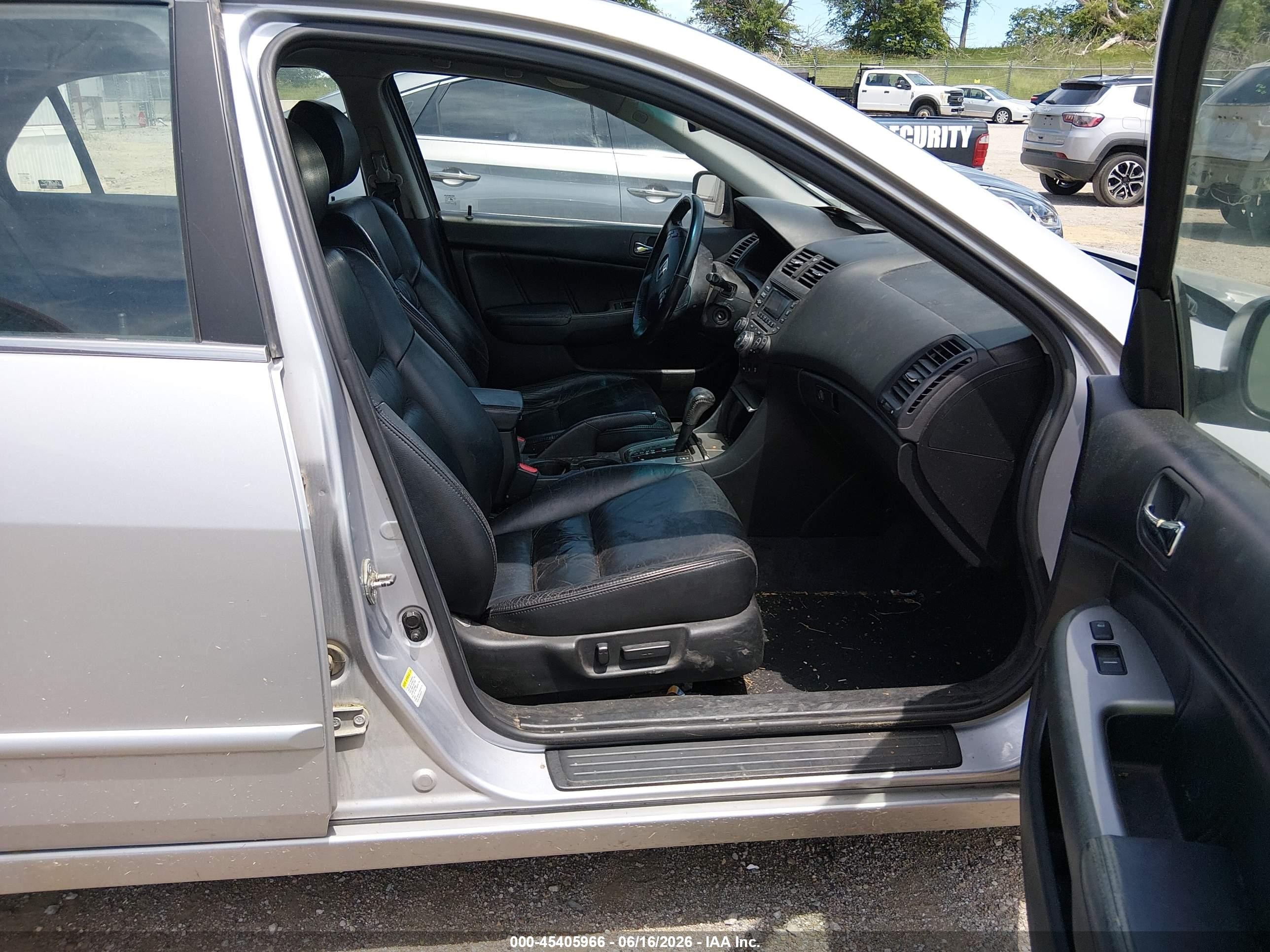 2004 Honda Accord 3.0 Ex Серебряный vin: 1HGCM66594A018912