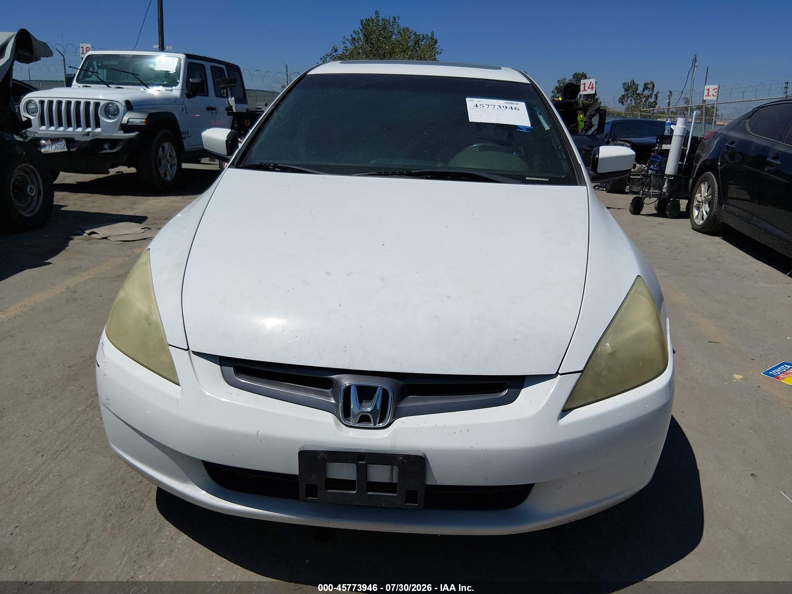 2004 Honda Accord 3.0 Ex White vin: 1HGCM66594A044832
