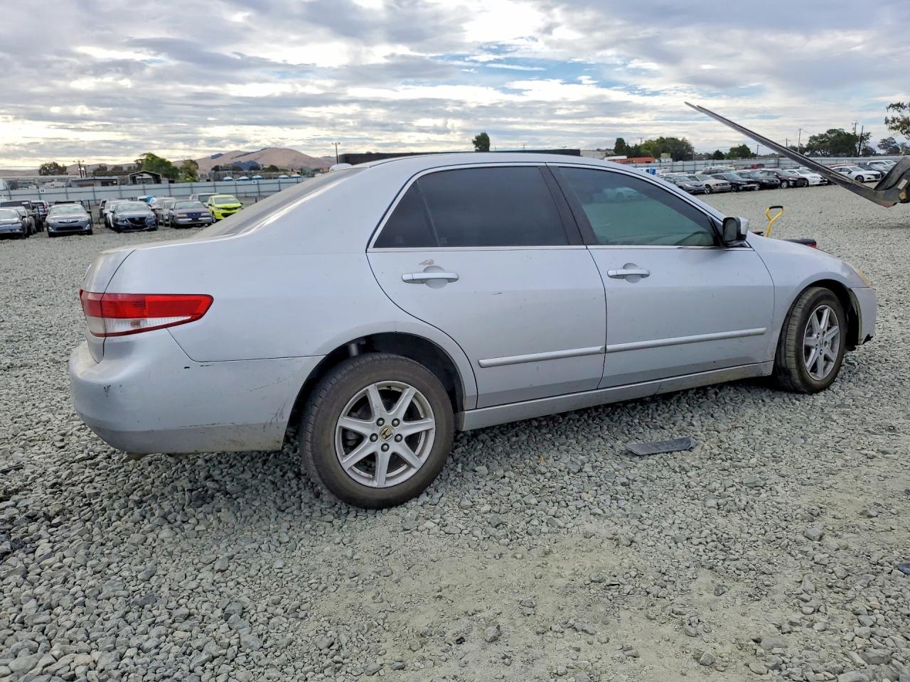 2004 Honda Accord Ex Silver vin: 1HGCM66594A059718