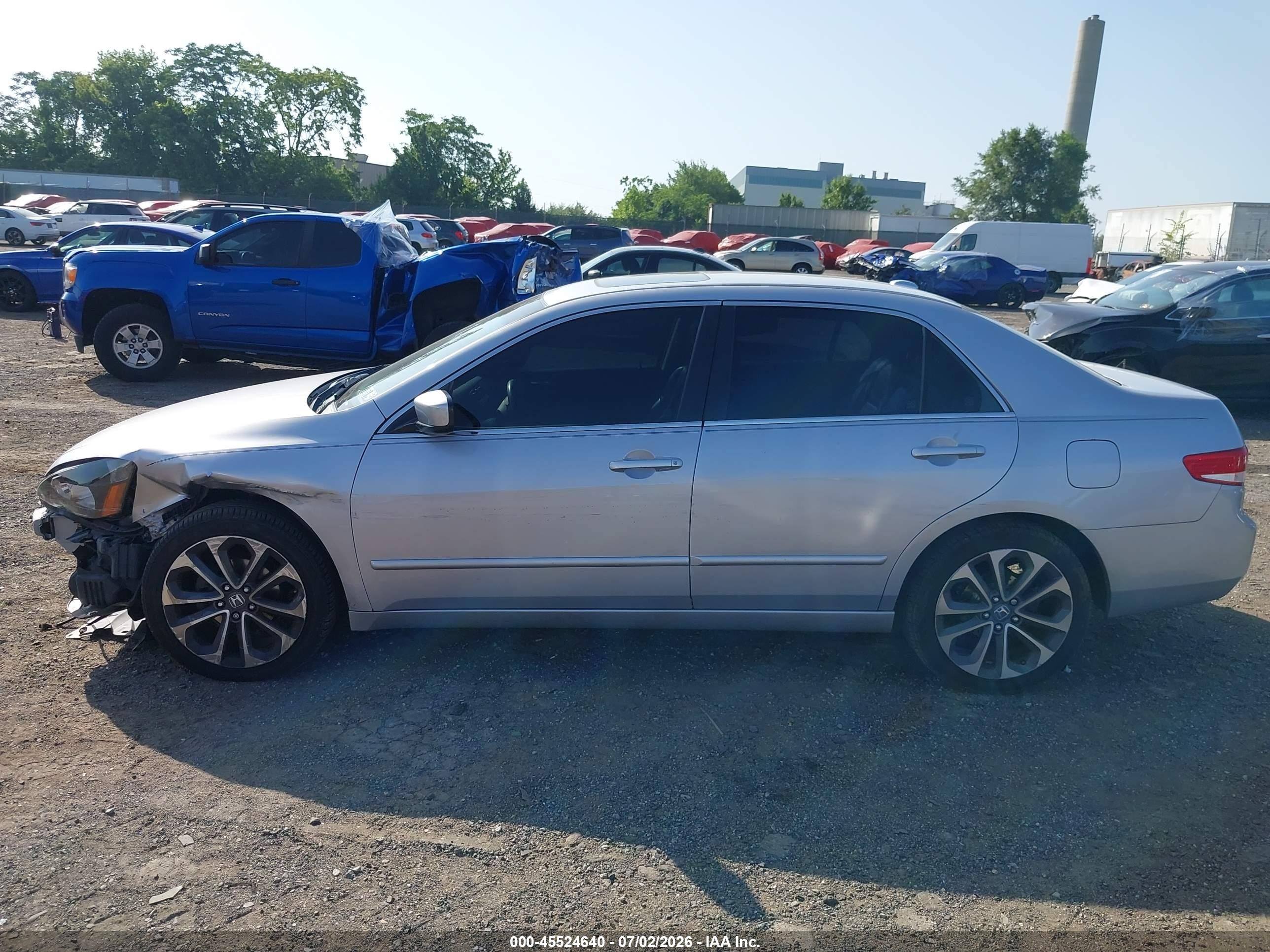 2004 Honda Accord 3.0 Ex Silver vin: 1HGCM66594A087440