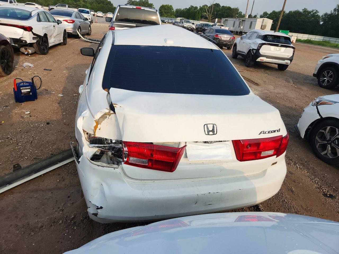 2005 Honda Accord Ex White vin: 1HGCM66595A055198