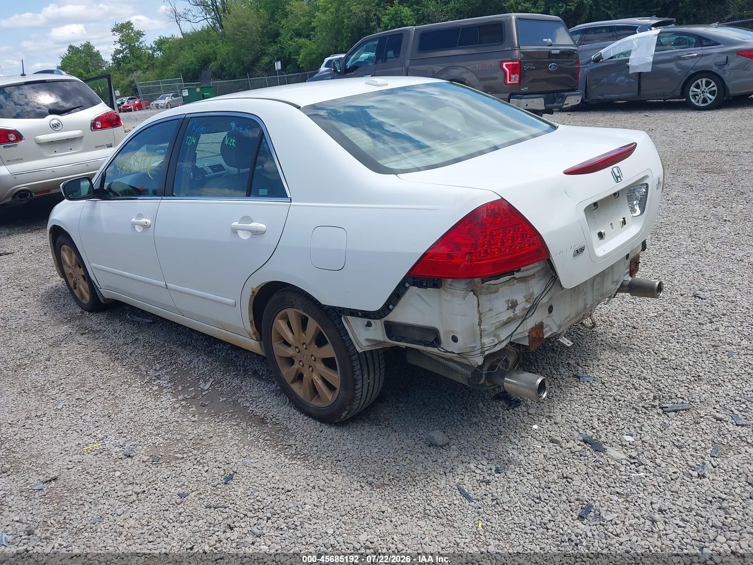 2006 Honda Accord 3.0 Ex White vin: 1HGCM66596A029573