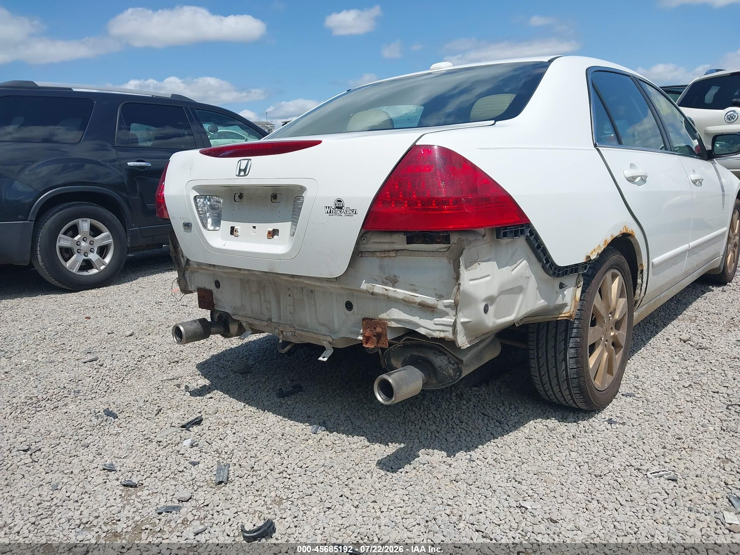 2006 Honda Accord 3.0 Ex White vin: 1HGCM66596A029573