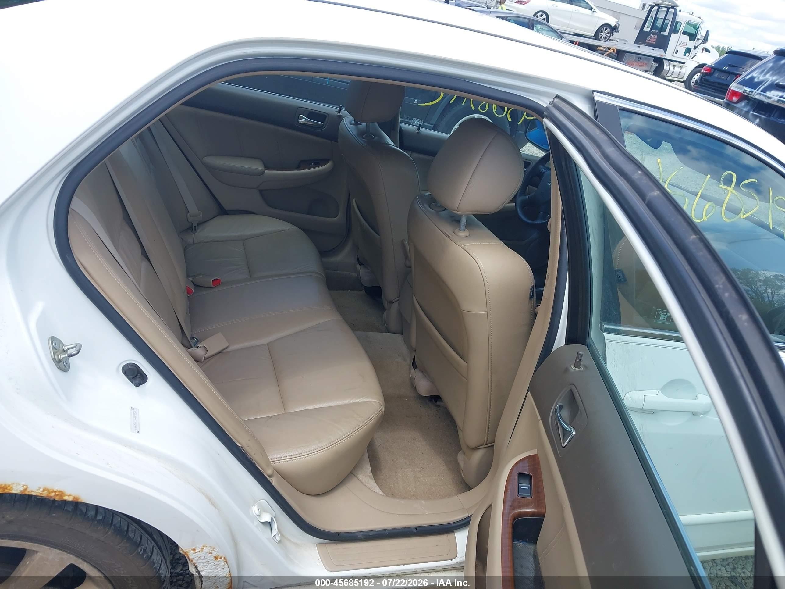 2006 Honda Accord 3.0 Ex White vin: 1HGCM66596A029573