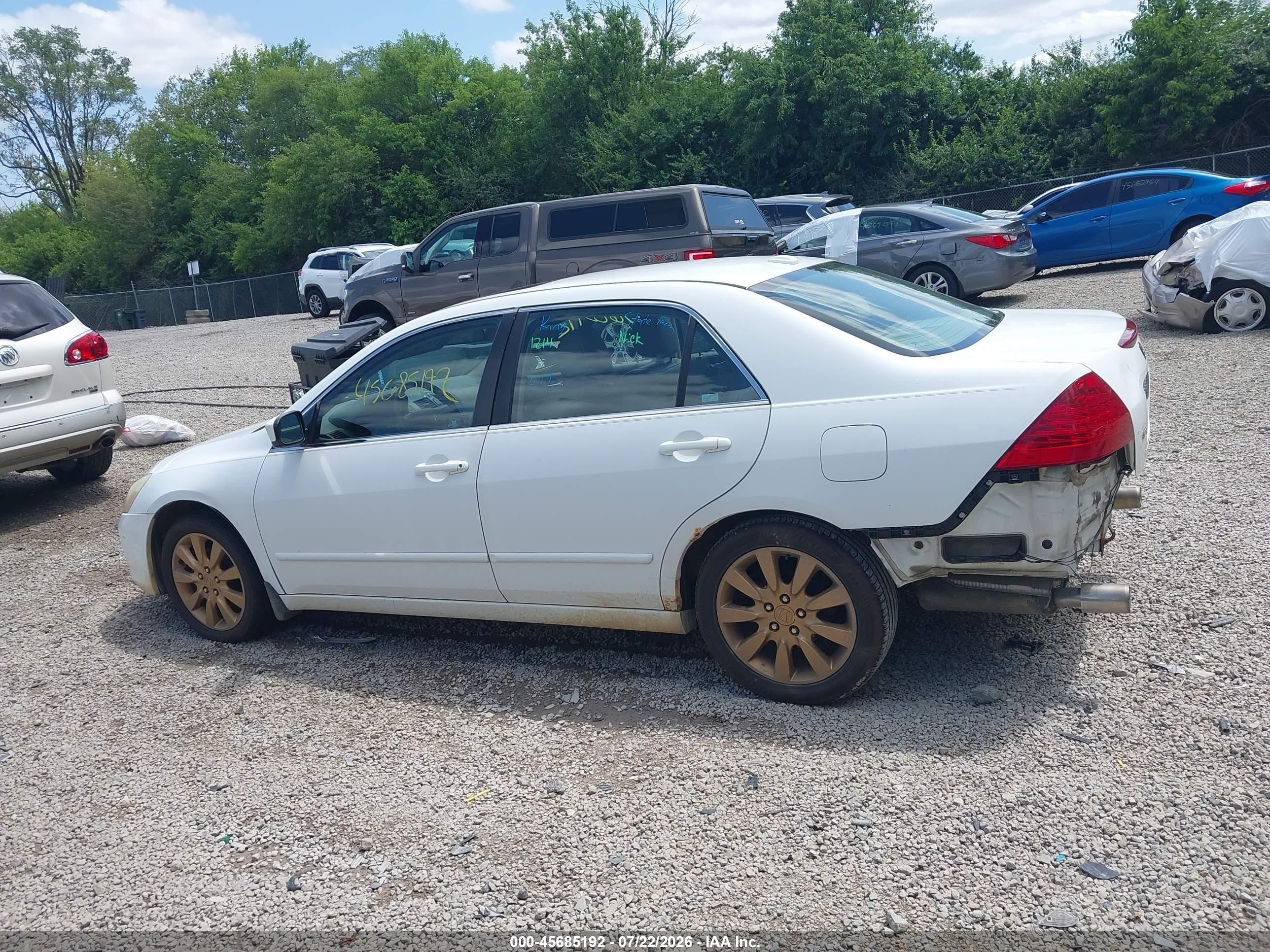 2006 Honda Accord 3.0 Ex White vin: 1HGCM66596A029573