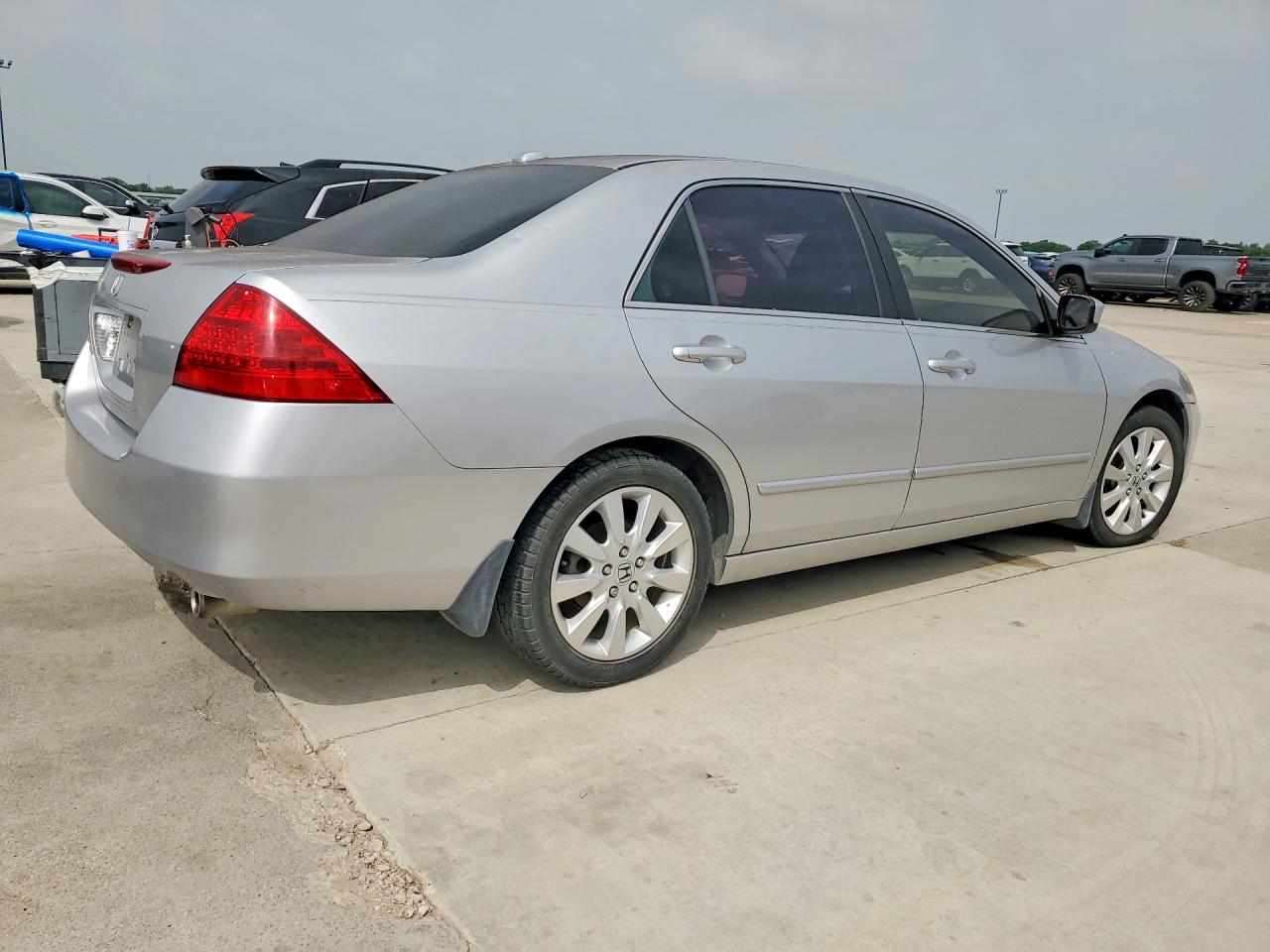 2007 Honda Accord Ex Silver vin: 1HGCM66597A035777