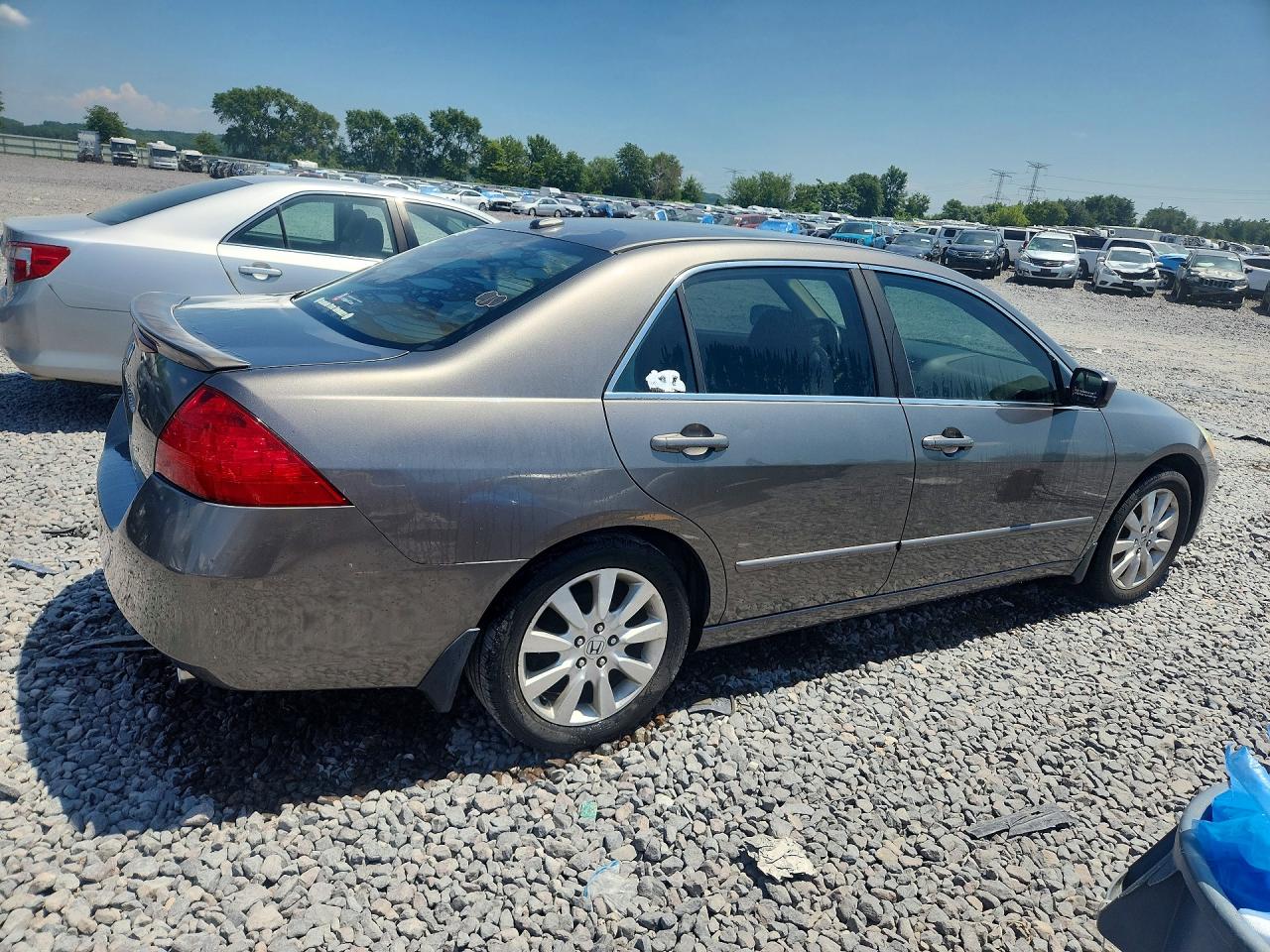 2007 Honda Accord Ex Gold vin: 1HGCM66597A094277