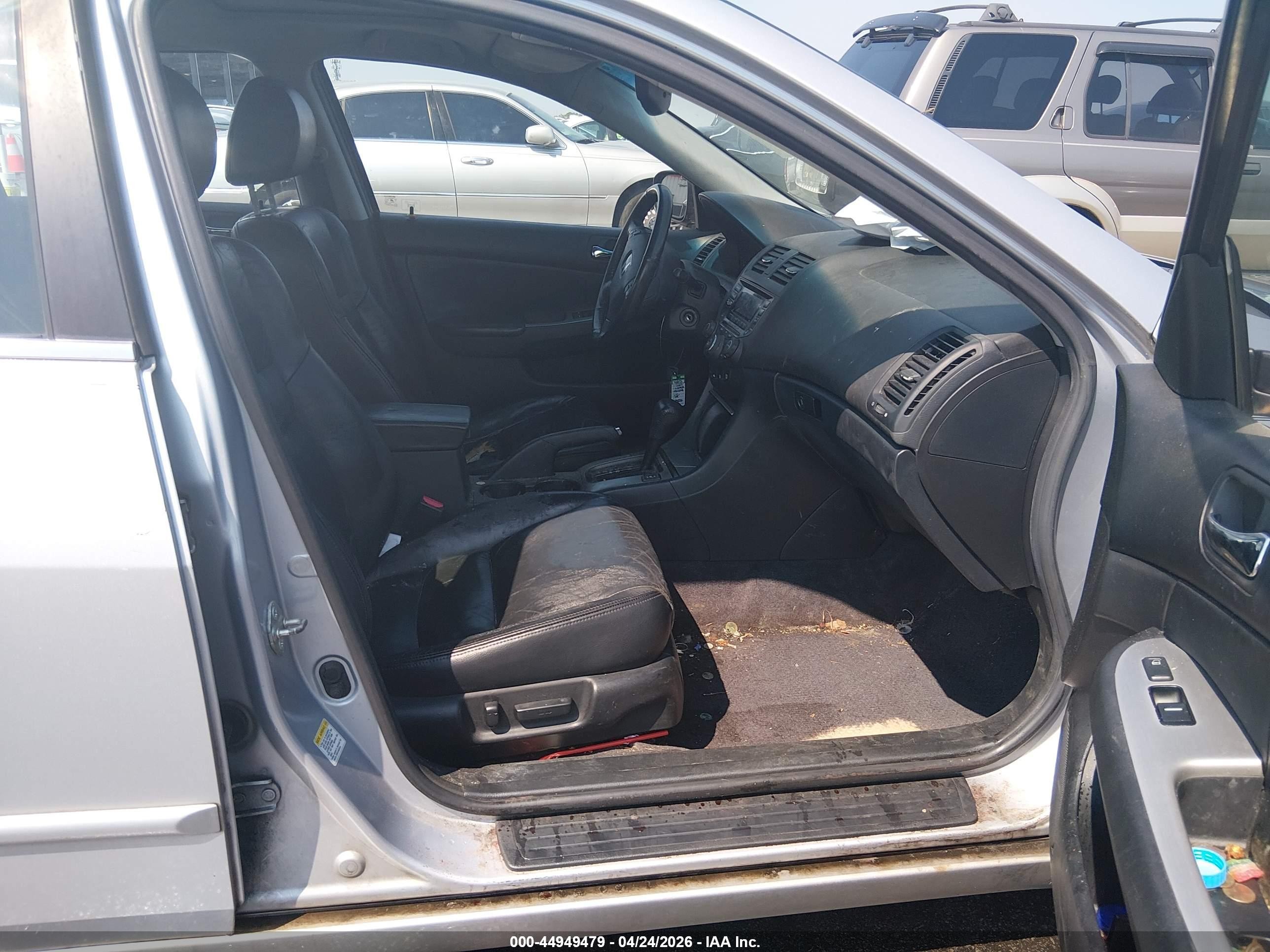 2003 Honda Accord 3.0 Ex Серебряный vin: 1HGCM665X3A096534