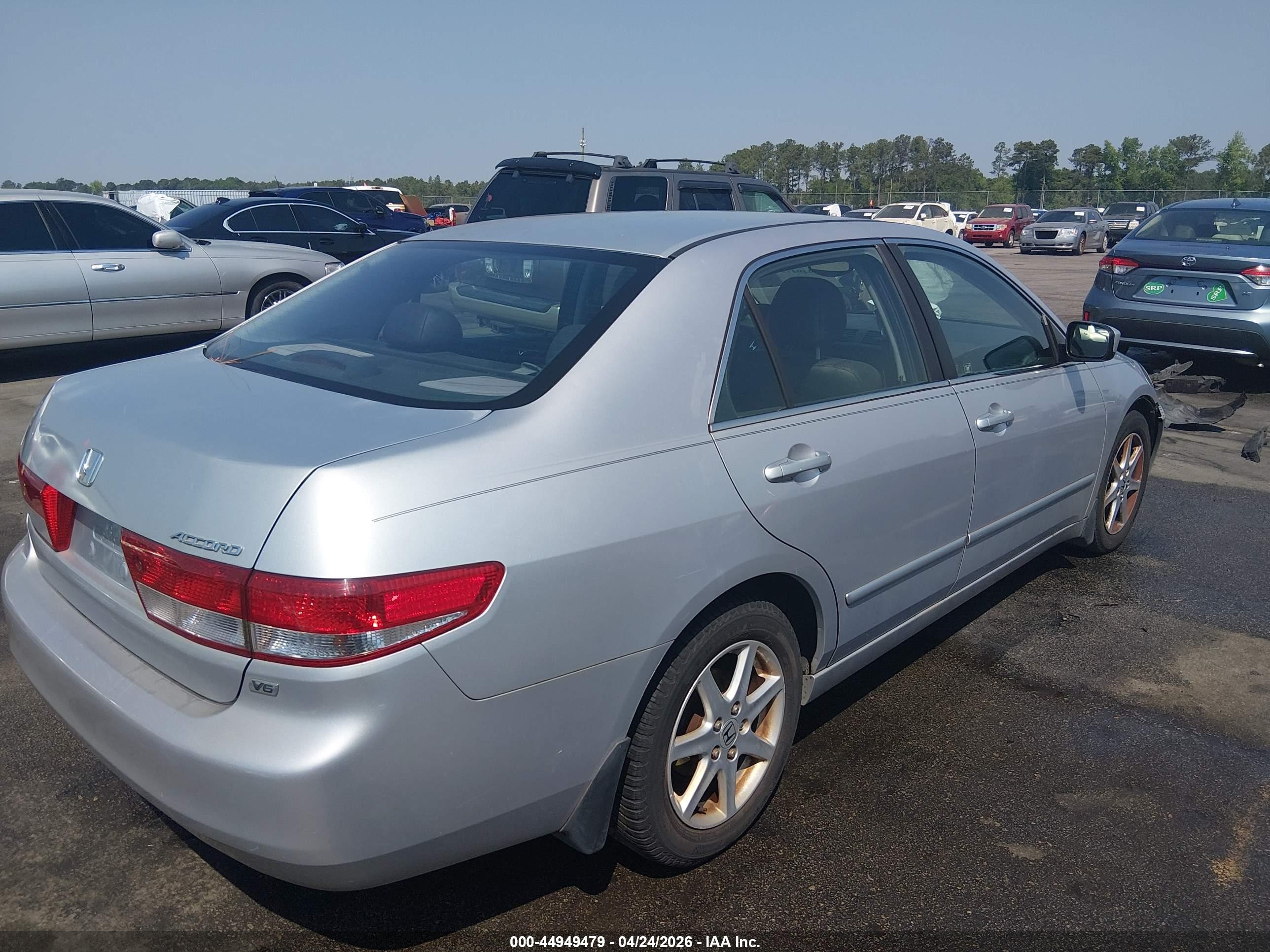 2003 Honda Accord 3.0 Ex Серебряный vin: 1HGCM665X3A096534
