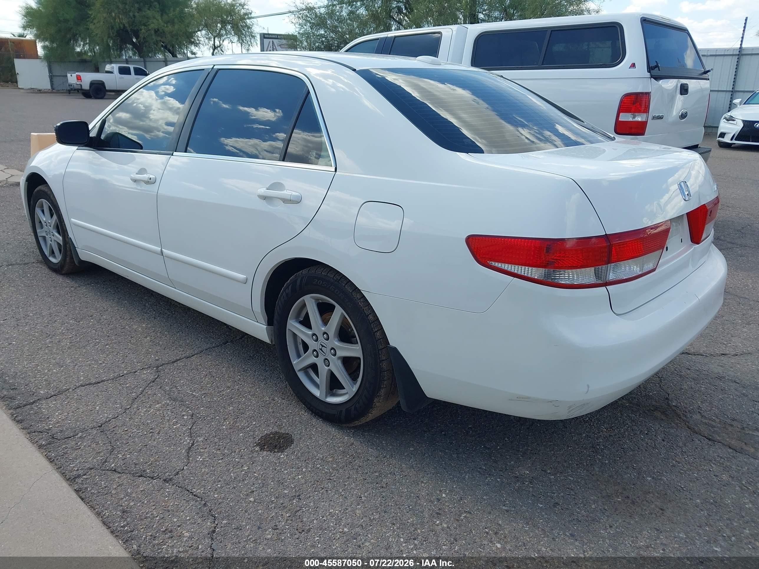 2004 Honda Accord 3.0 Ex Белый vin: 1HGCM665X4A010284