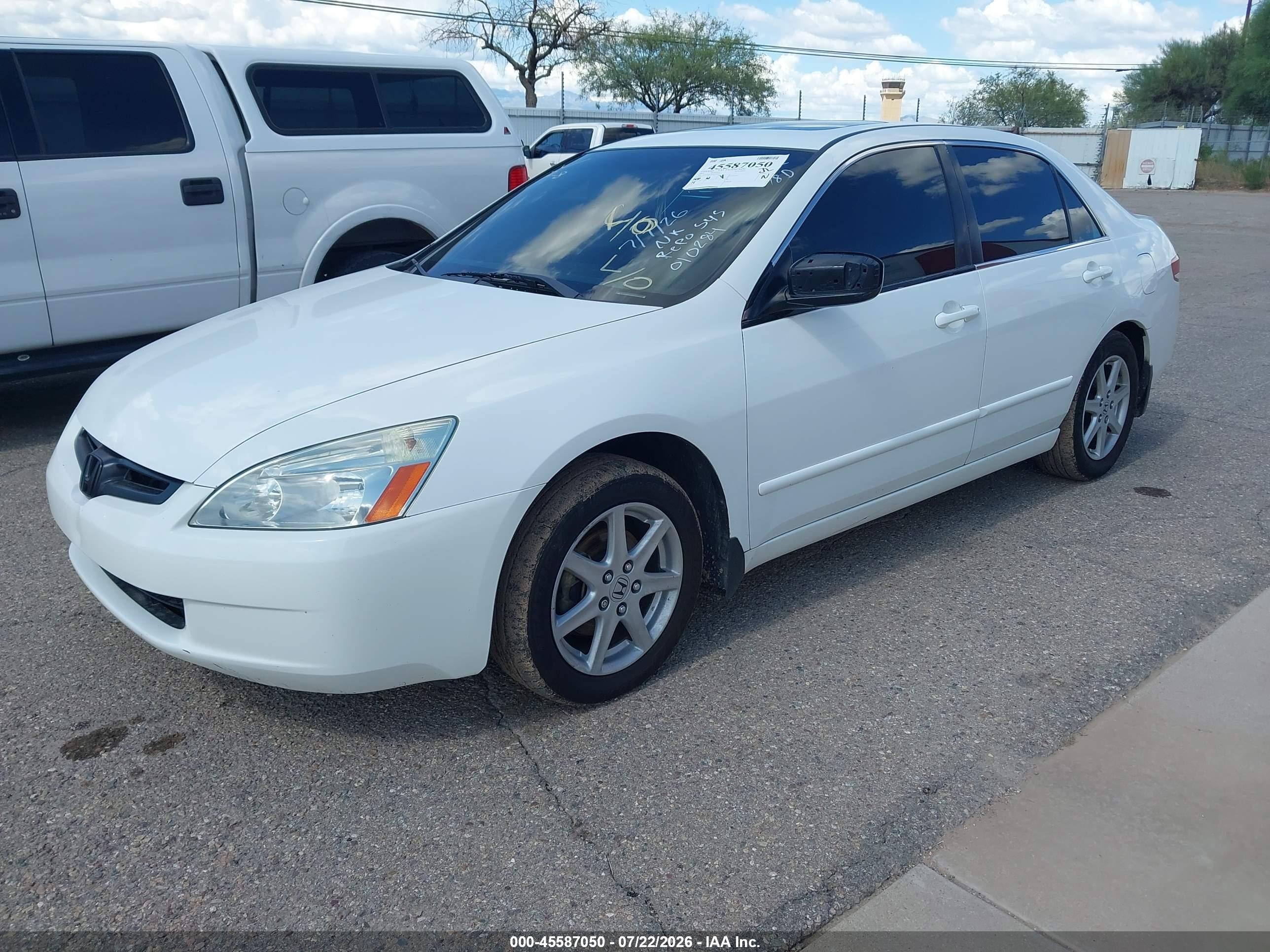 2004 Honda Accord 3.0 Ex Белый vin: 1HGCM665X4A010284