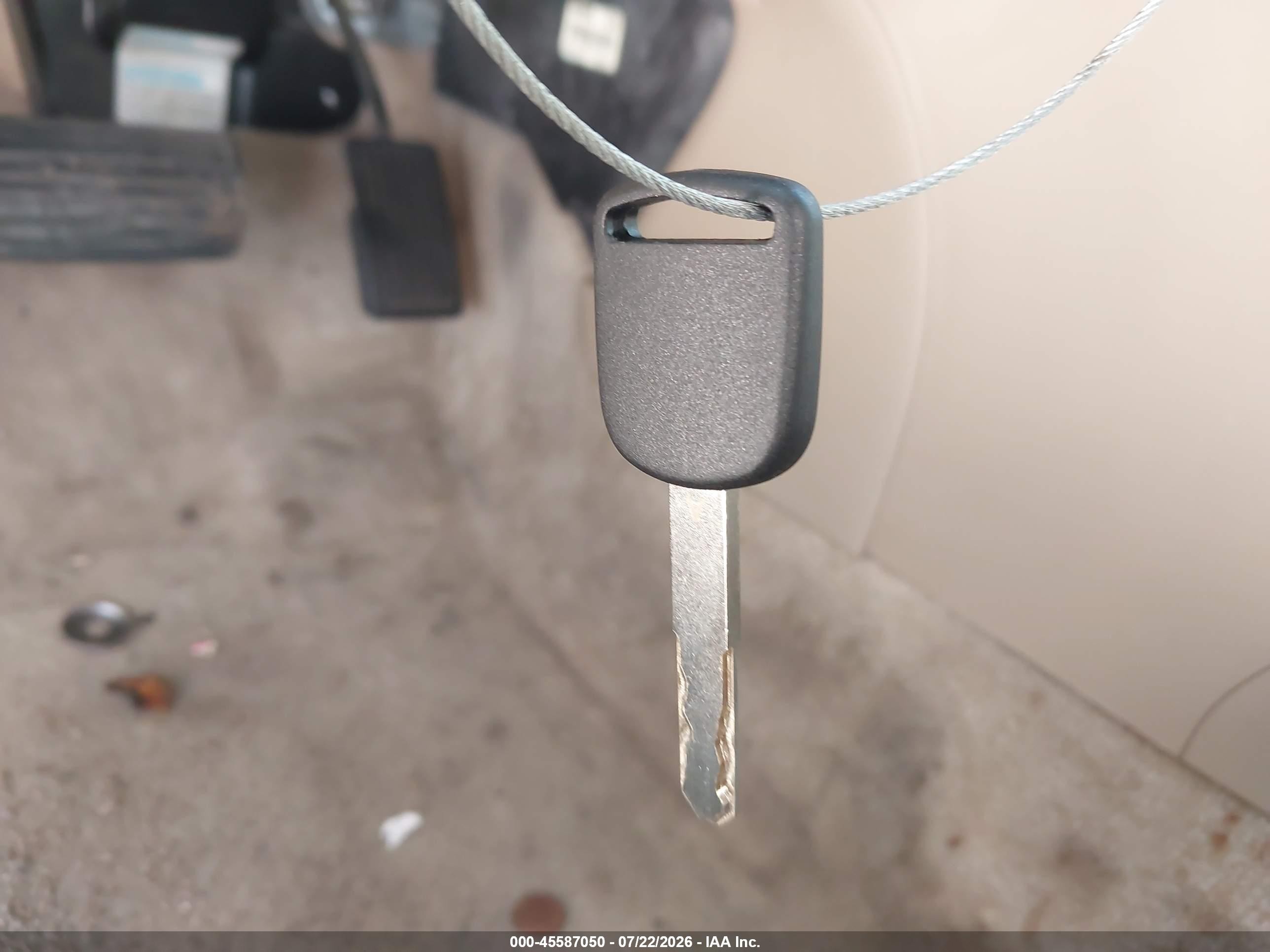 2004 Honda Accord 3.0 Ex Белый vin: 1HGCM665X4A010284
