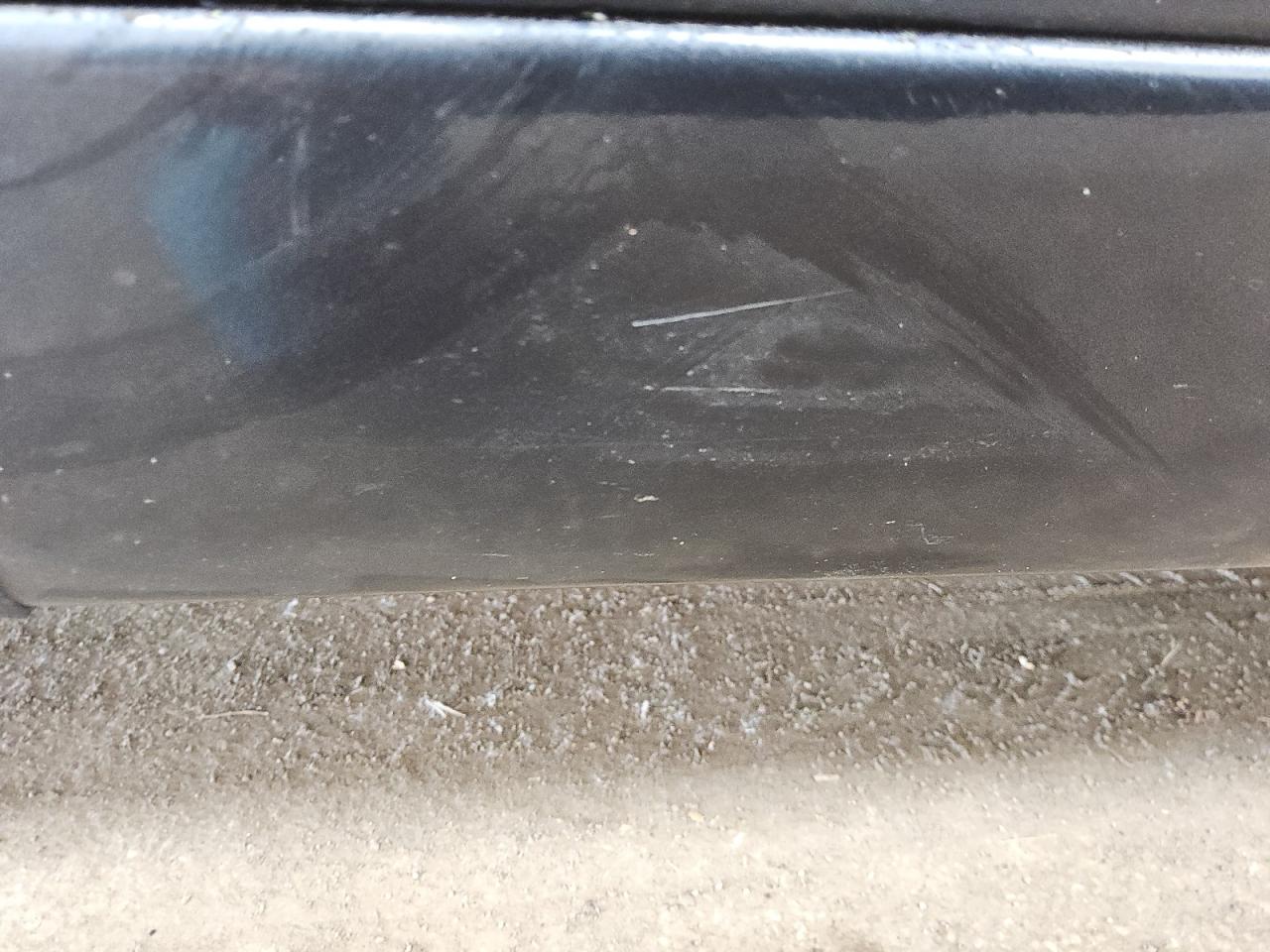 2004 Honda Accord Ex Gray vin: 1HGCM665X4A068573 Damage: Right Rocker Panel, Heavy Scratch, 3 To 4 Inches