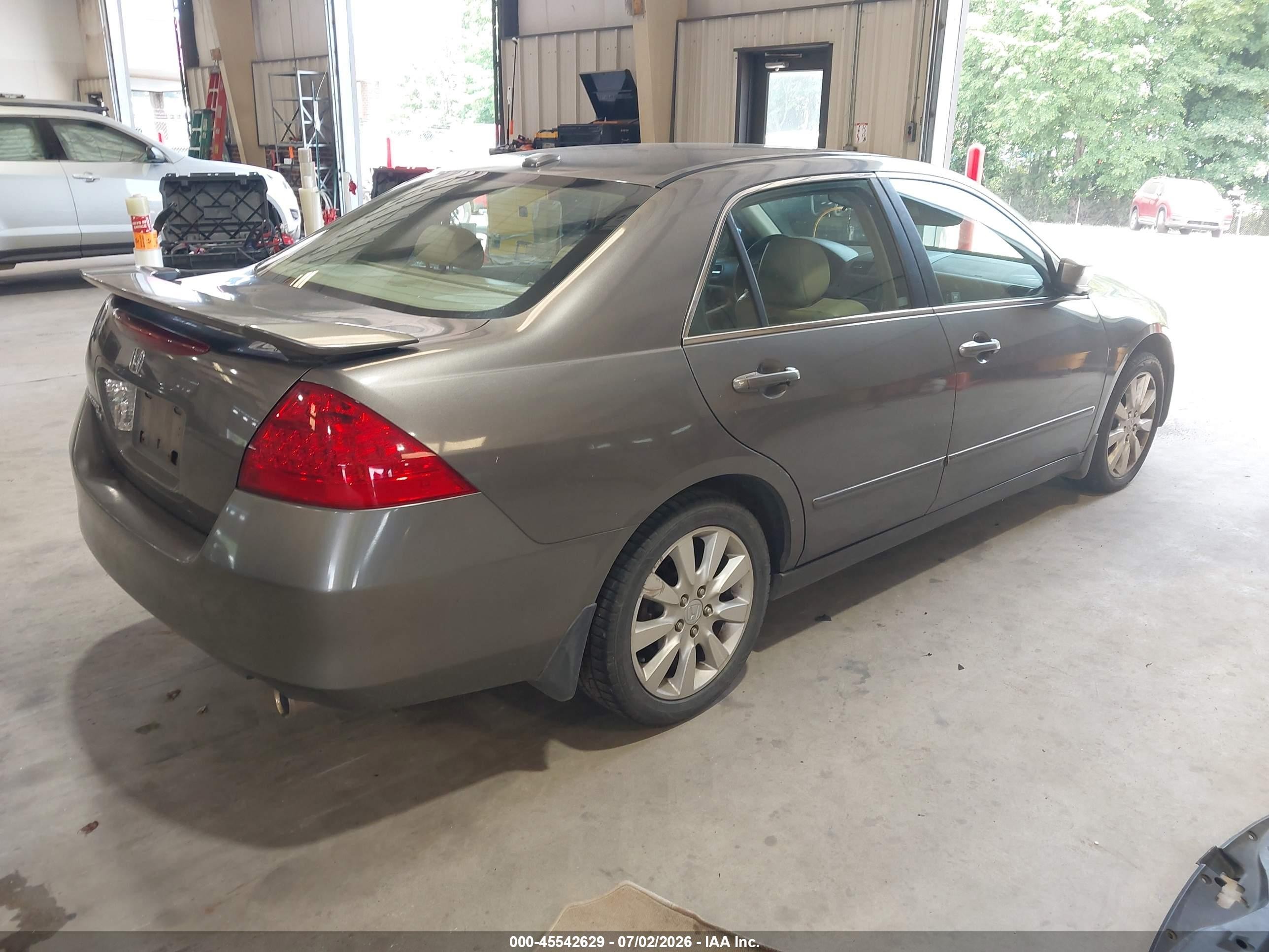 2006 Honda Accord 3.0 Ex Brown vin: 1HGCM665X6A070729
