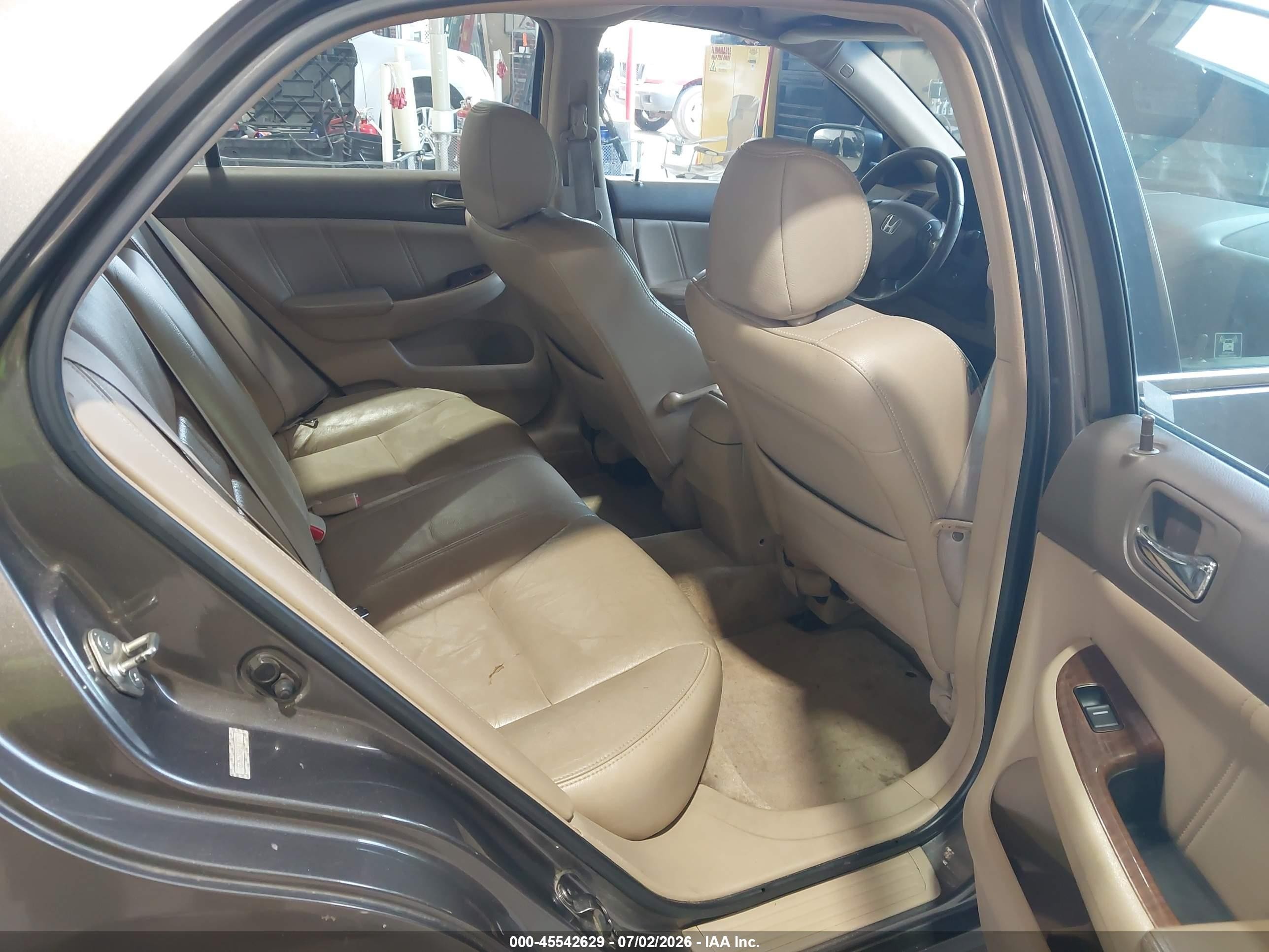 2006 Honda Accord 3.0 Ex Brown vin: 1HGCM665X6A070729