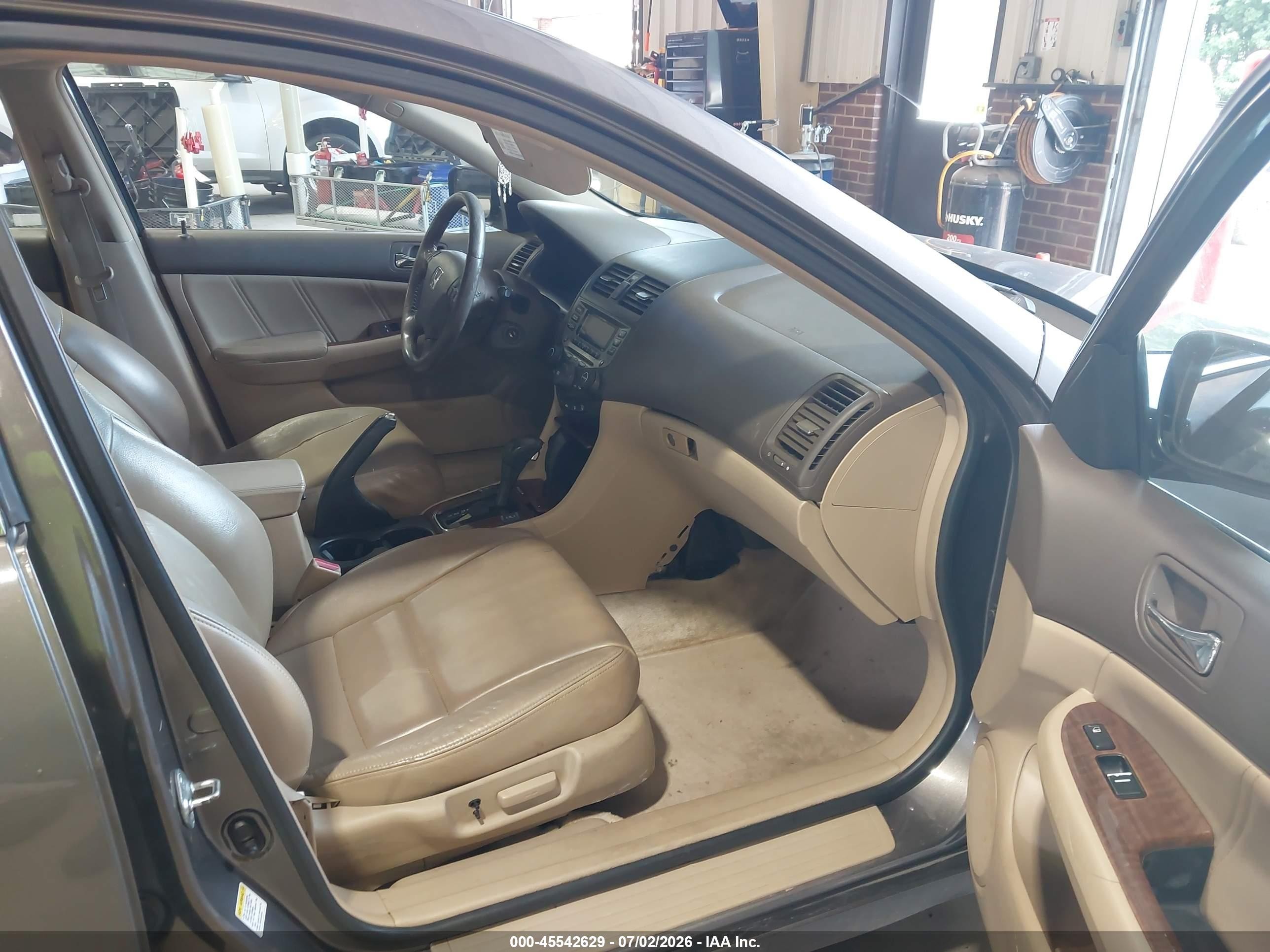 2006 Honda Accord 3.0 Ex Brown vin: 1HGCM665X6A070729