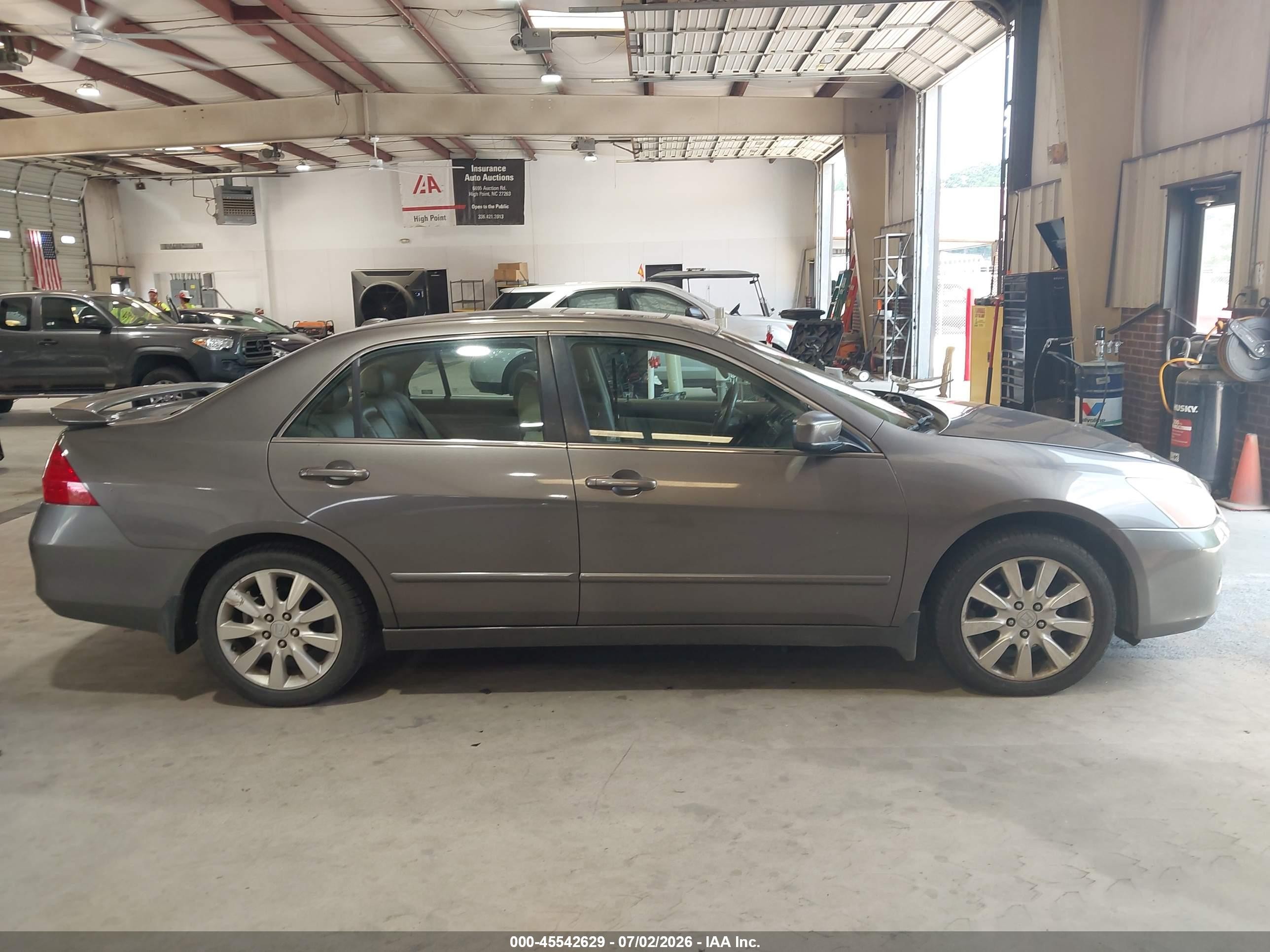 2006 Honda Accord 3.0 Ex Brown vin: 1HGCM665X6A070729
