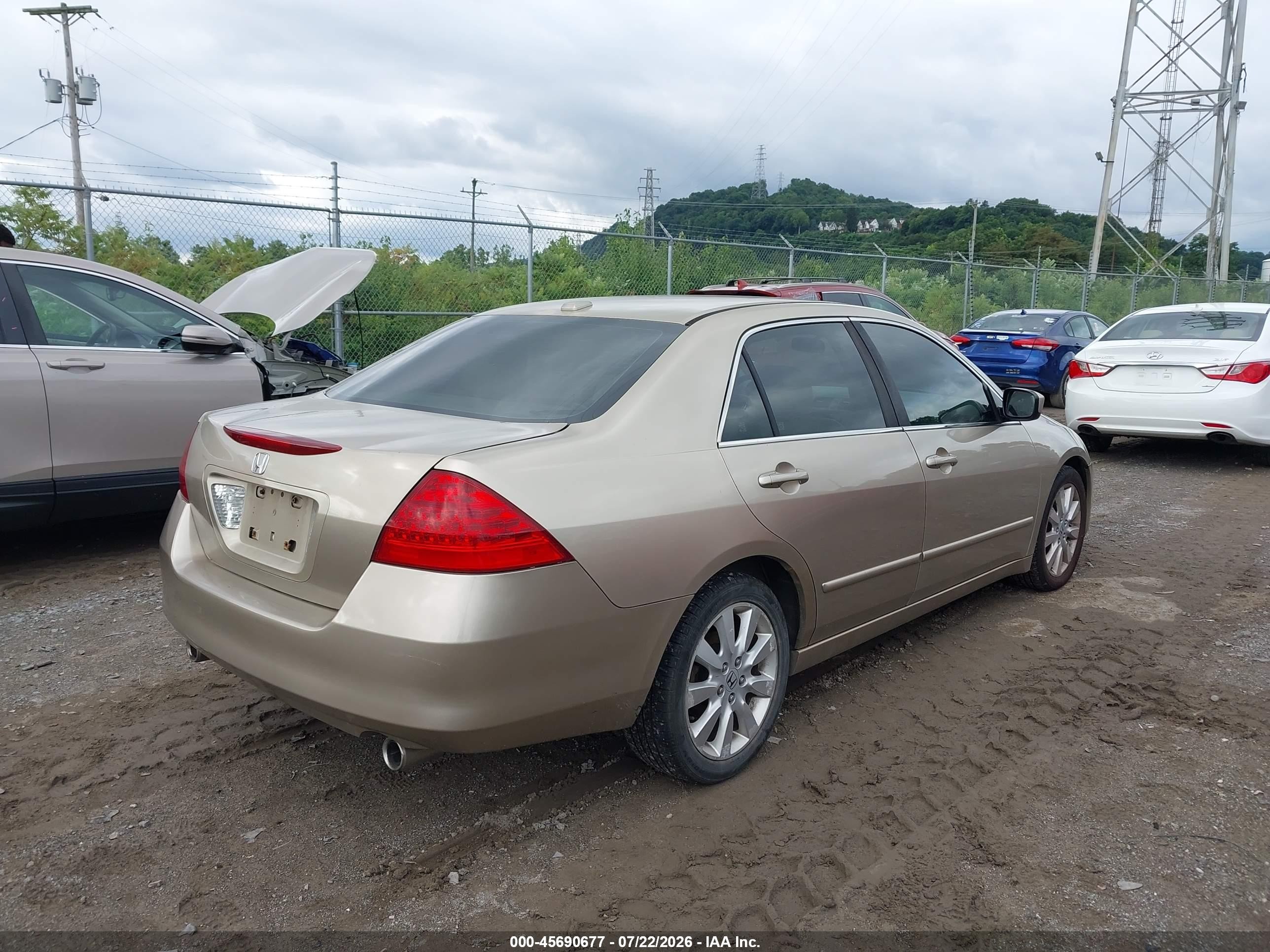 2007 Honda Accord 3.0 Ex Золотой vin: 1HGCM665X7A038056