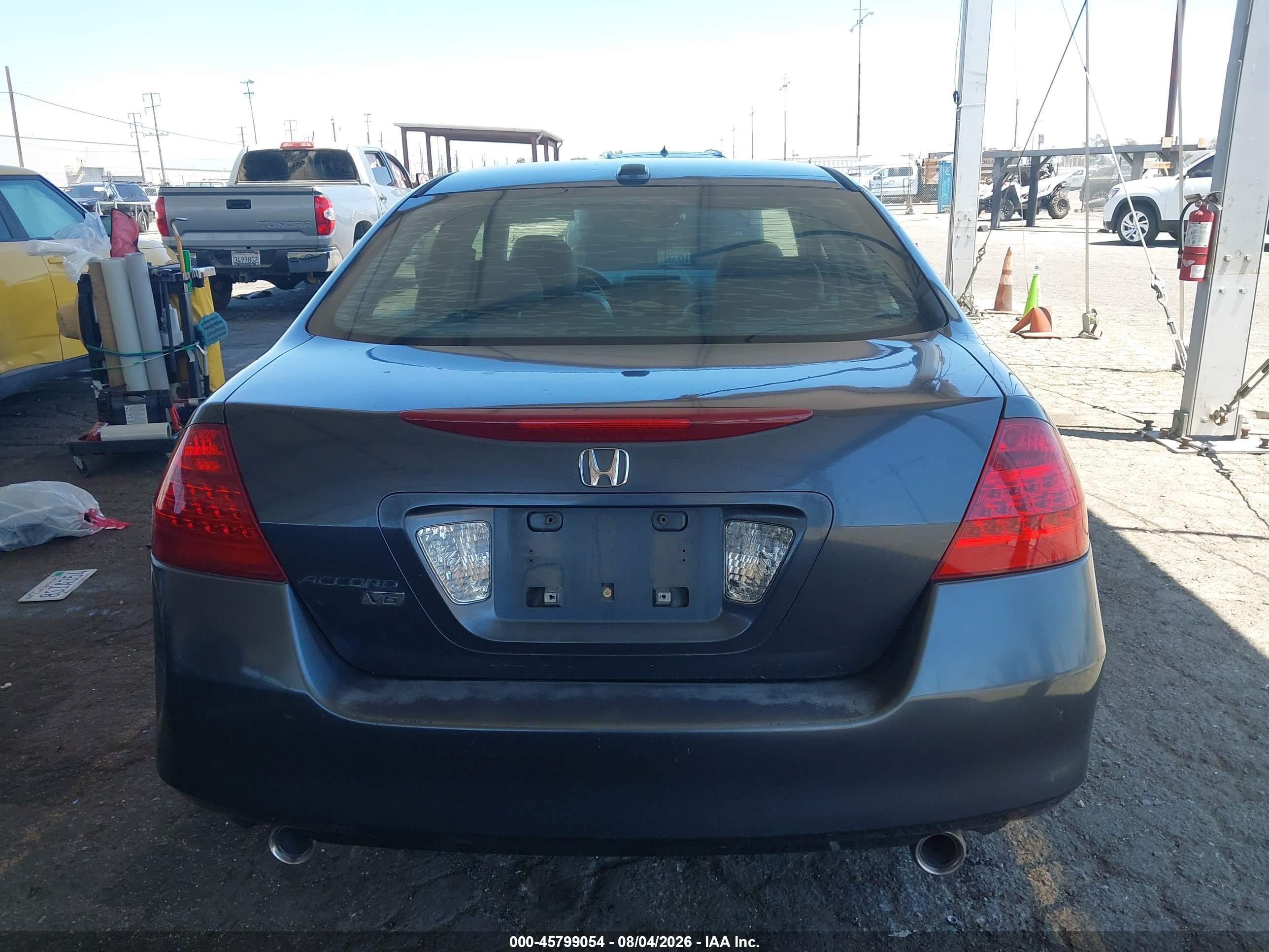2006 Honda Accord 3.0 Ex Gold vin: 1HGCM66816A011143