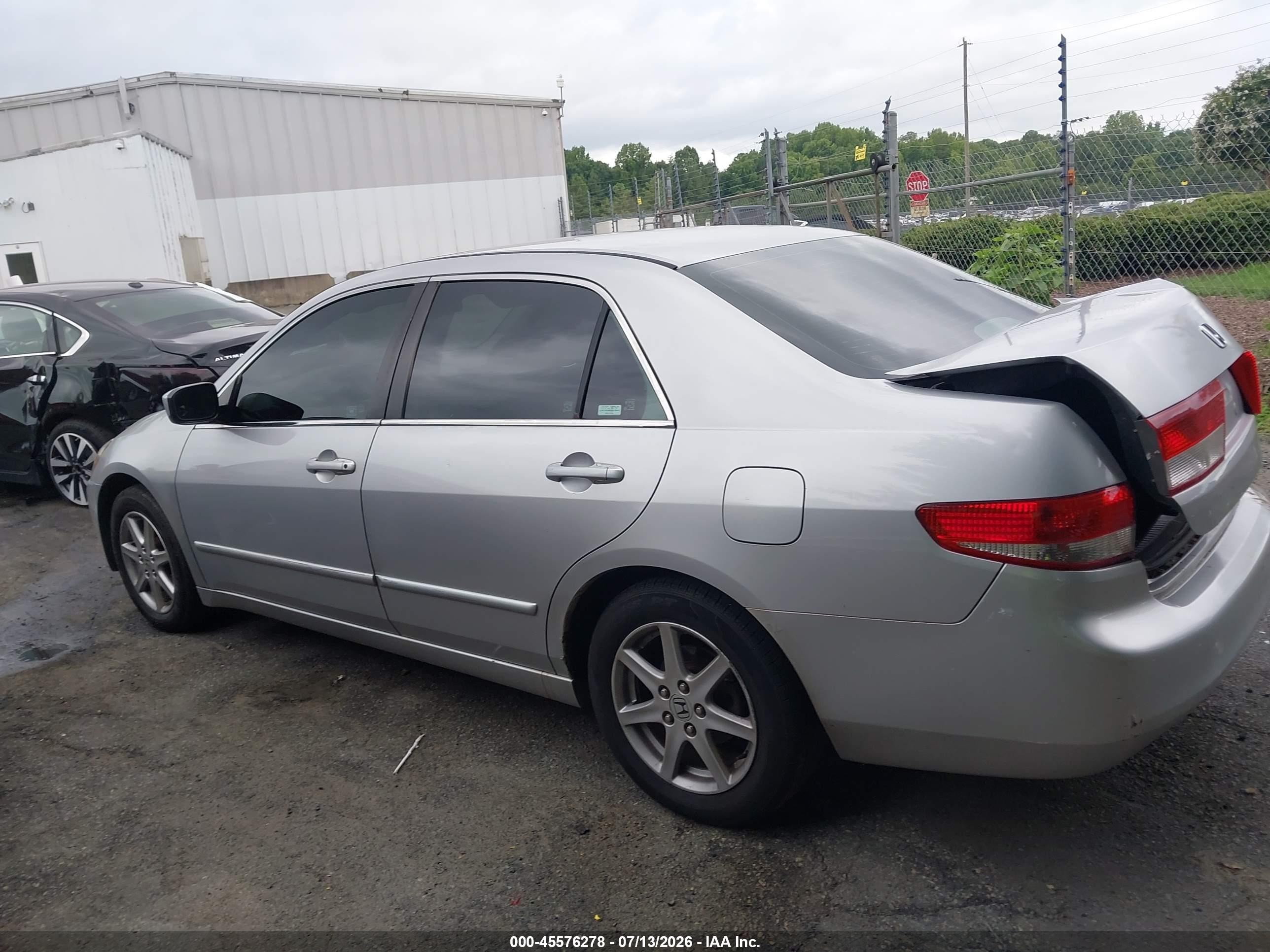 2003 Honda Accord 3.0 Ex Silver vin: 1HGCM66823A035401