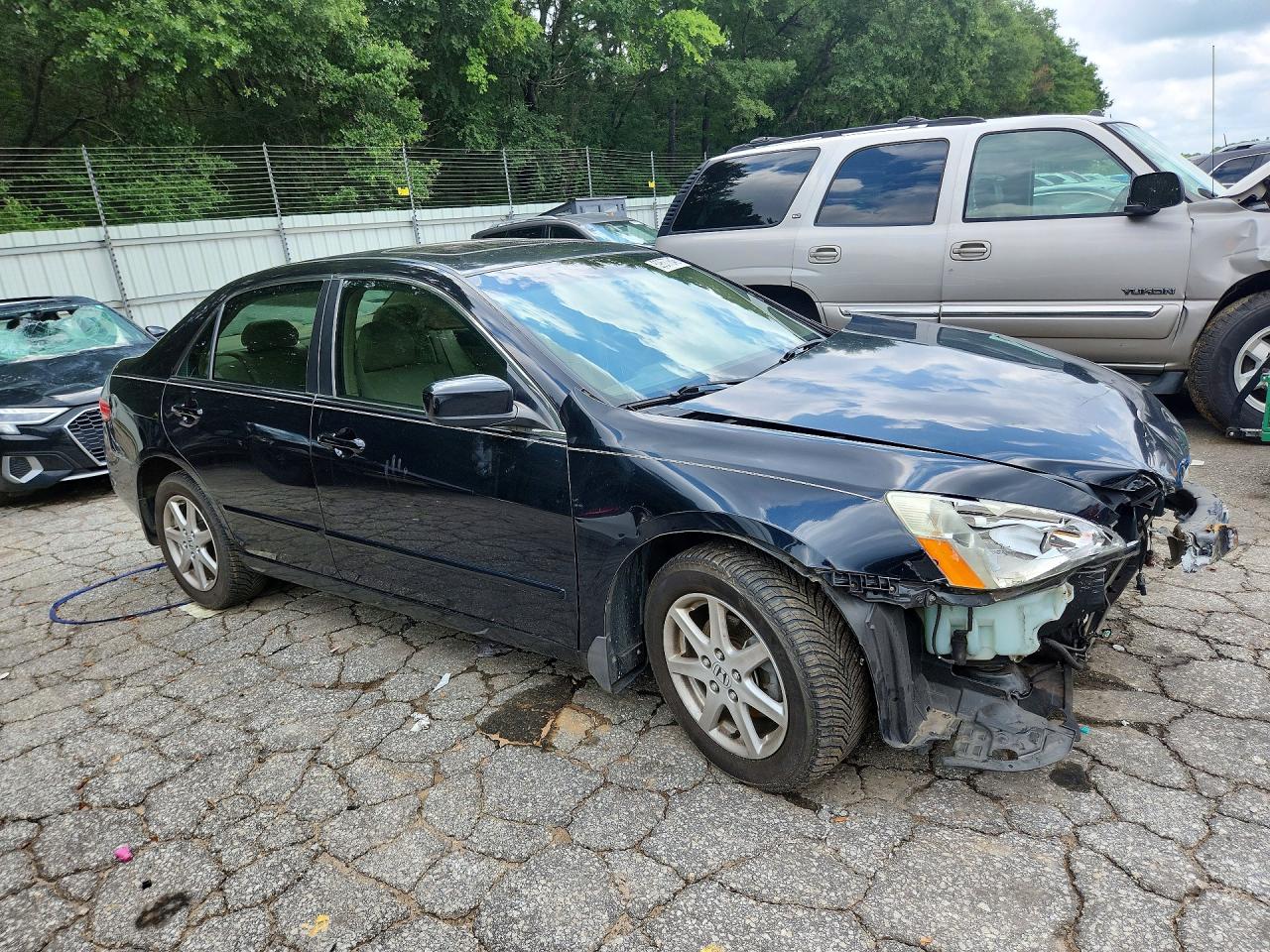 2004 Honda Accord Ex Black vin: 1HGCM66824A052698