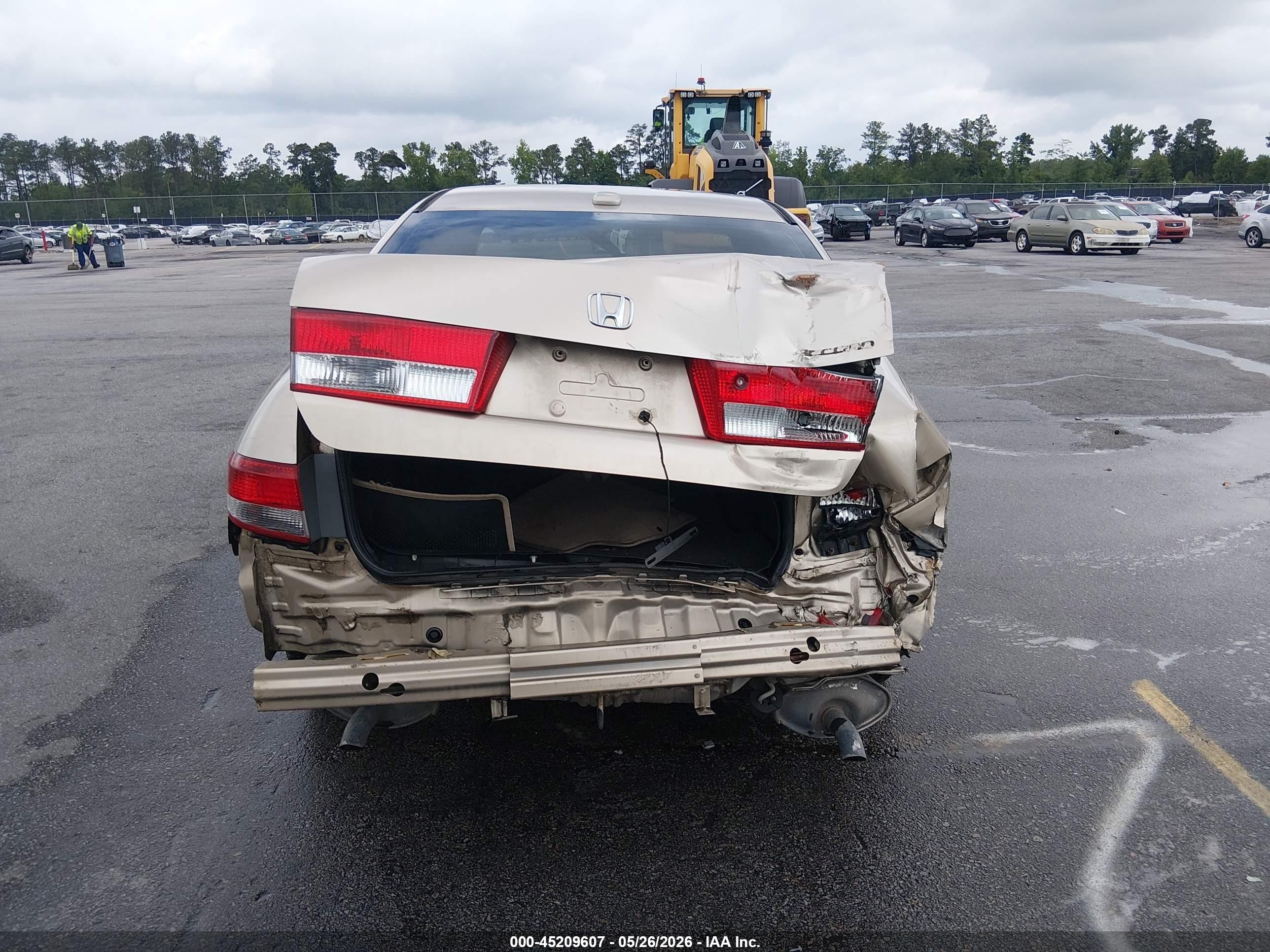 2004 Honda Accord 3.0 Ex Gold vin: 1HGCM66824A066214