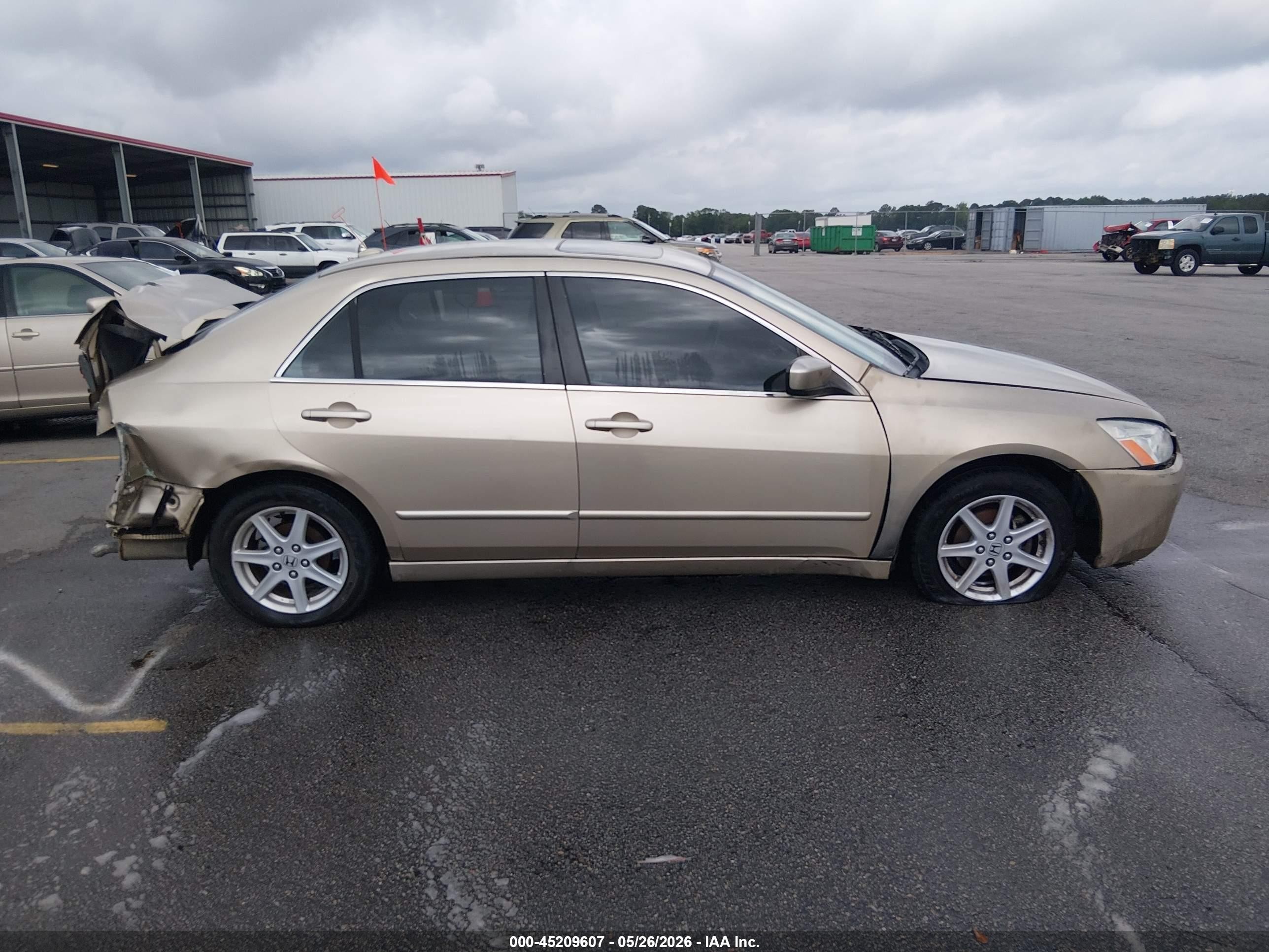 2004 Honda Accord 3.0 Ex Gold vin: 1HGCM66824A066214