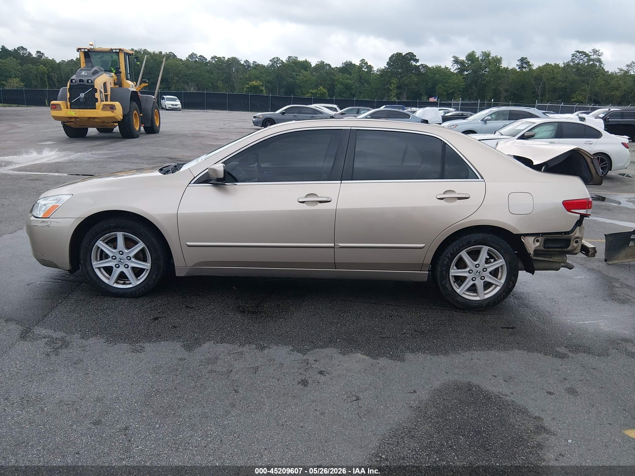 2004 Honda Accord 3.0 Ex Gold vin: 1HGCM66824A066214