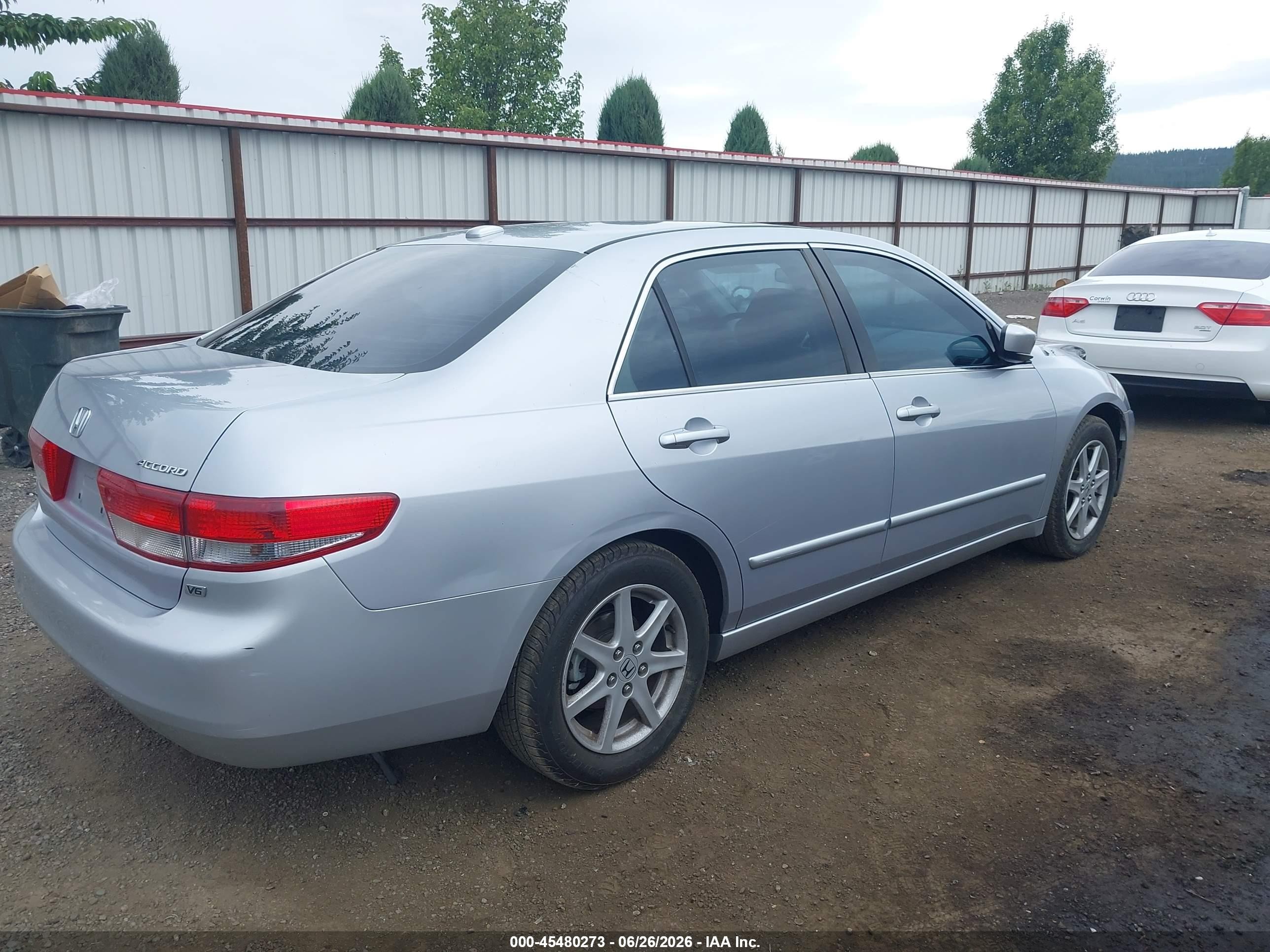 2004 Honda Accord 3.0 Ex Silver vin: 1HGCM66824A085099