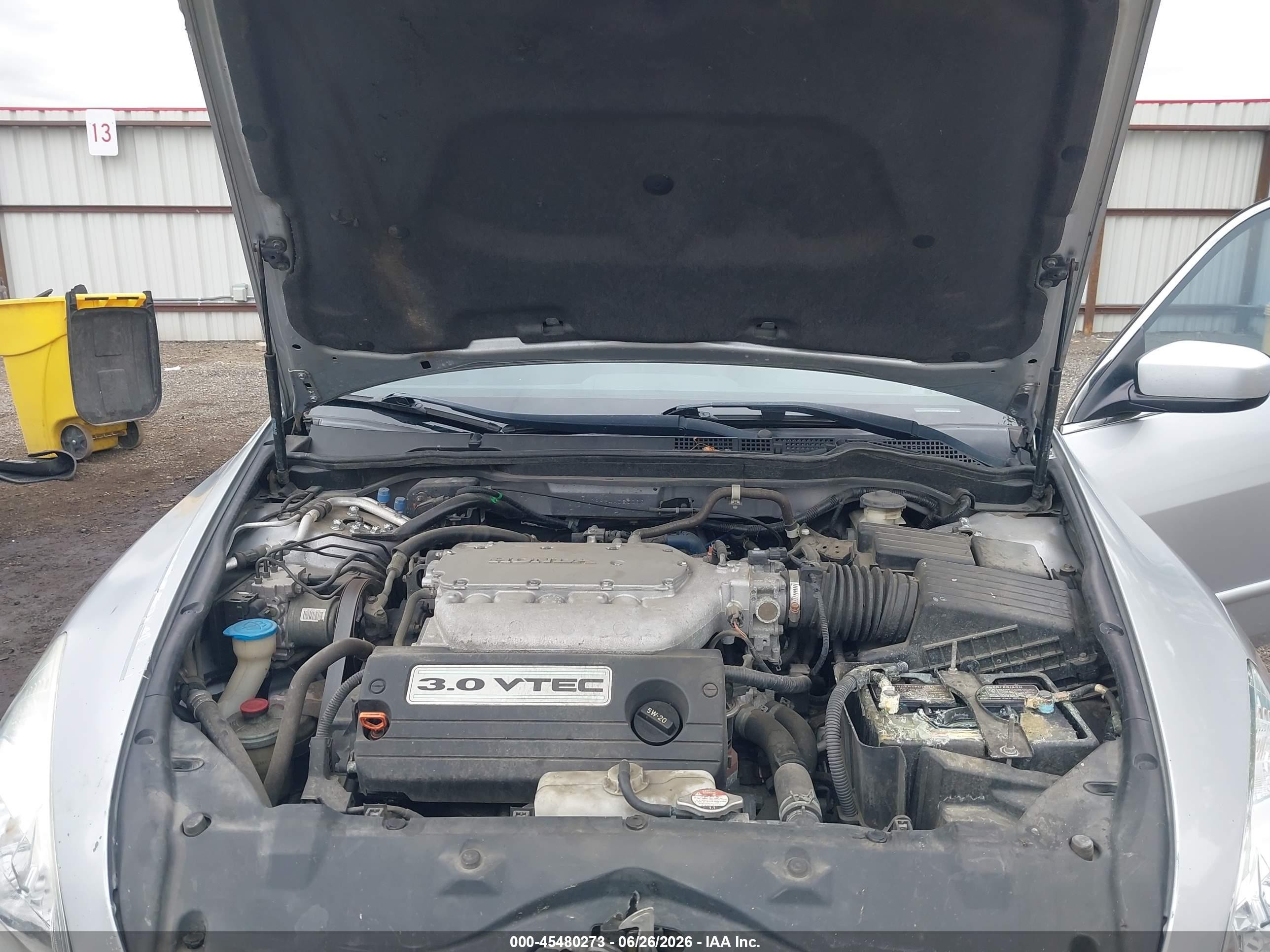 2004 Honda Accord 3.0 Ex Silver vin: 1HGCM66824A085099