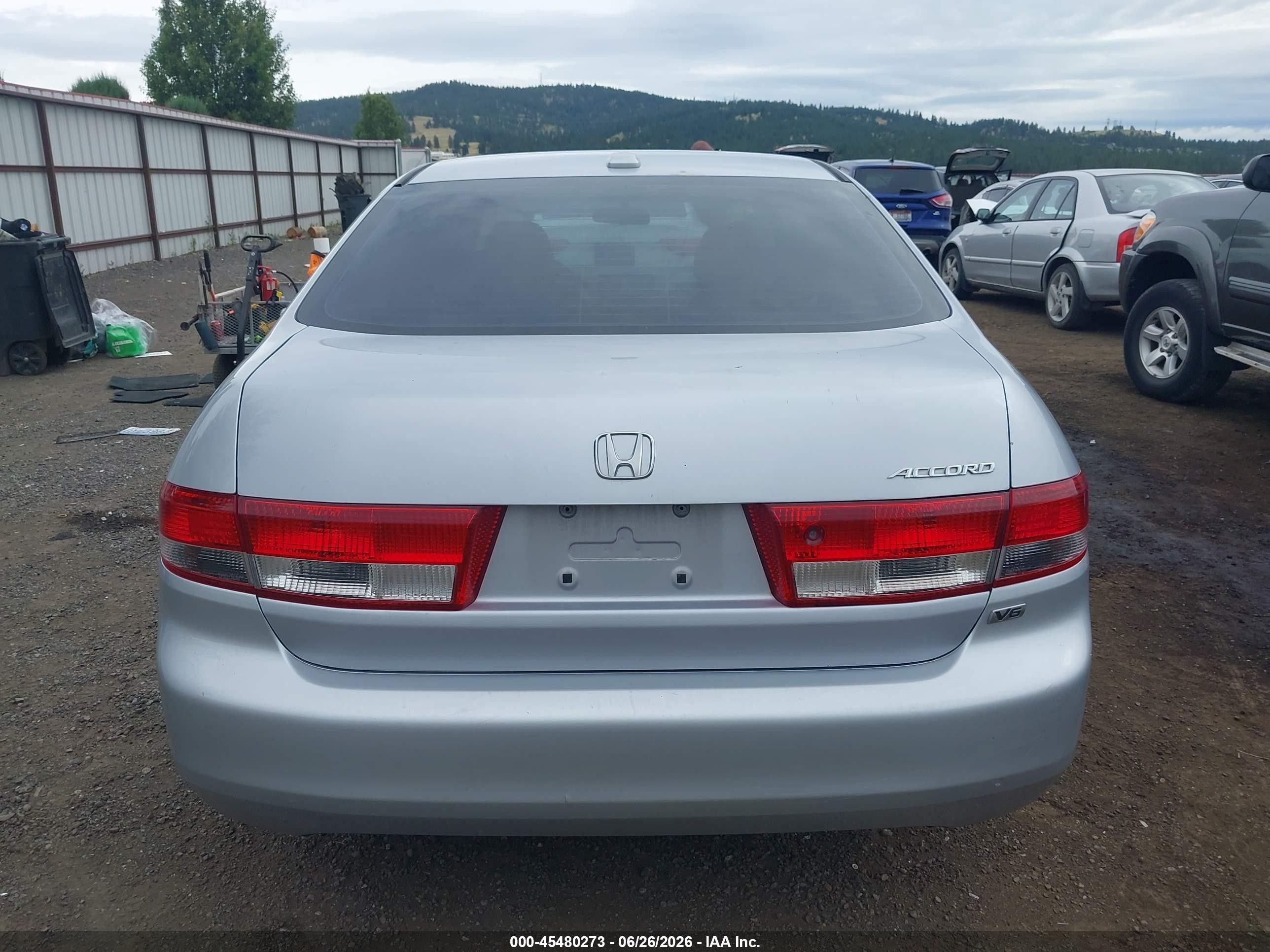 2004 Honda Accord 3.0 Ex Silver vin: 1HGCM66824A085099