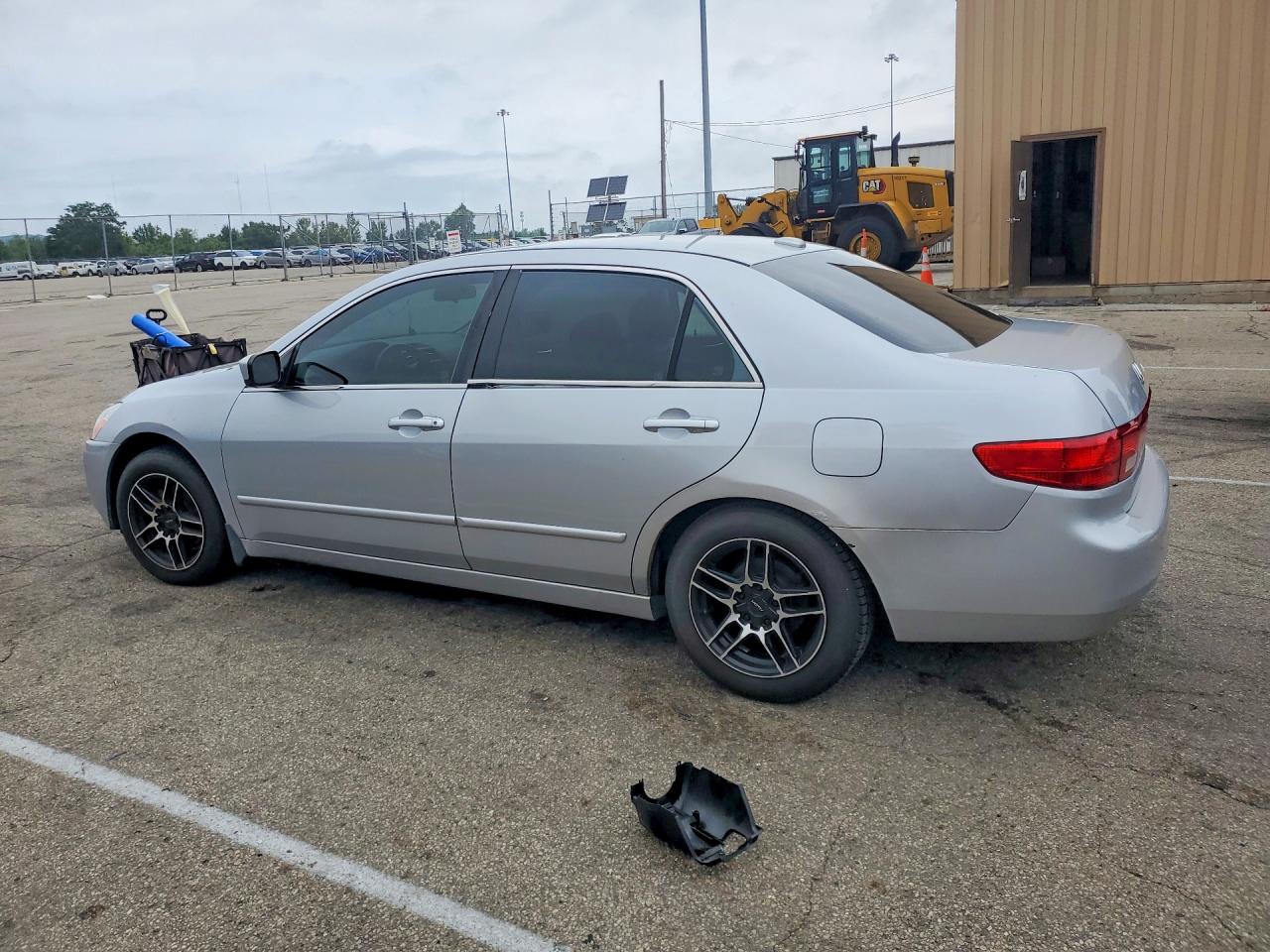 2005 Honda Accord Ex Silver vin: 1HGCM66825A039306