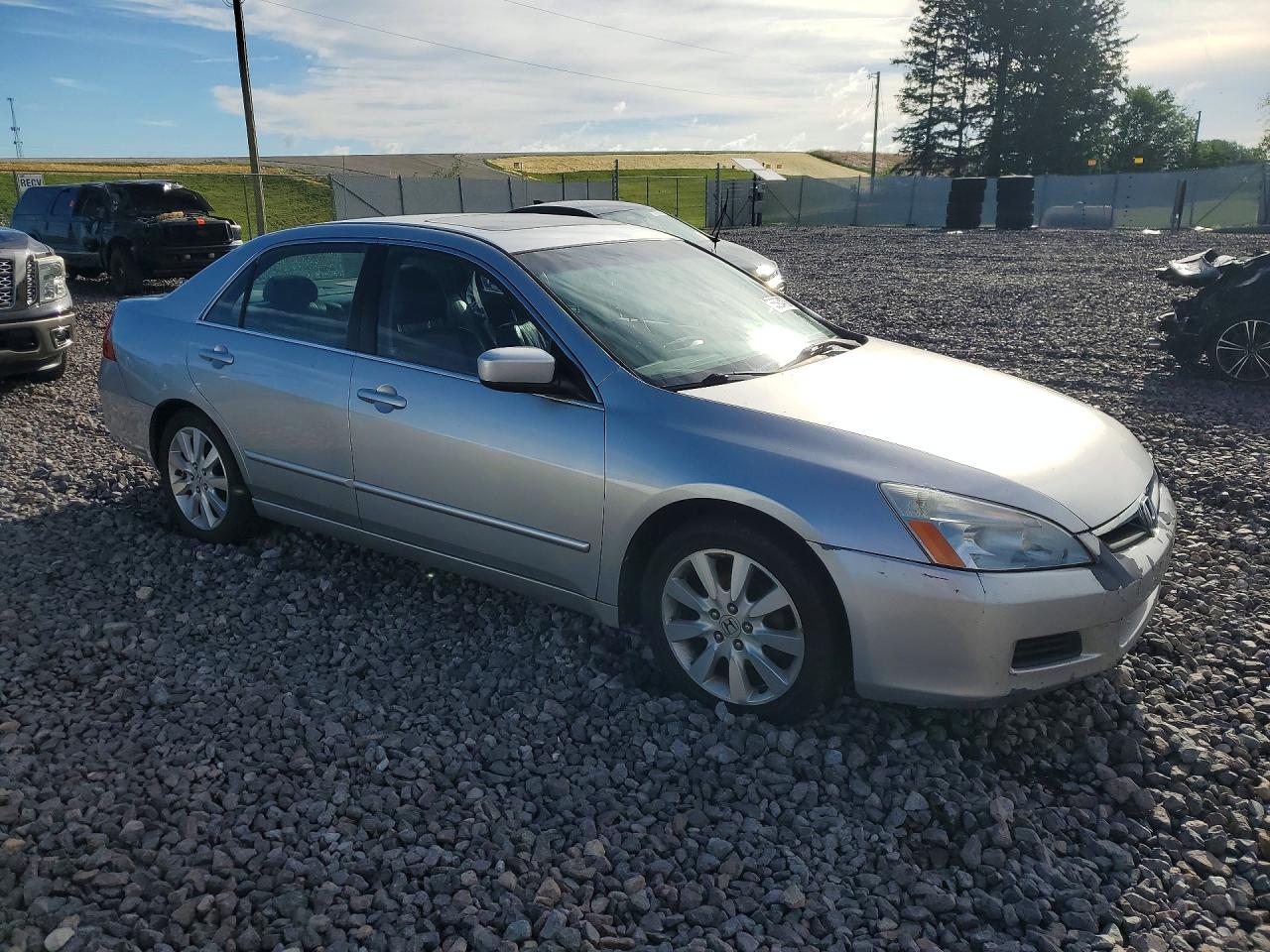 2007 Honda Accord Ex Silver vin: 1HGCM66827A054858