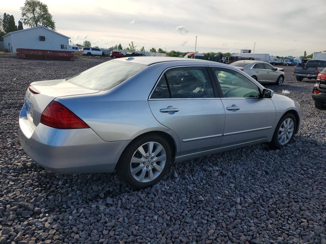 2007 Honda Accord Ex Silver vin: 1HGCM66827A054858